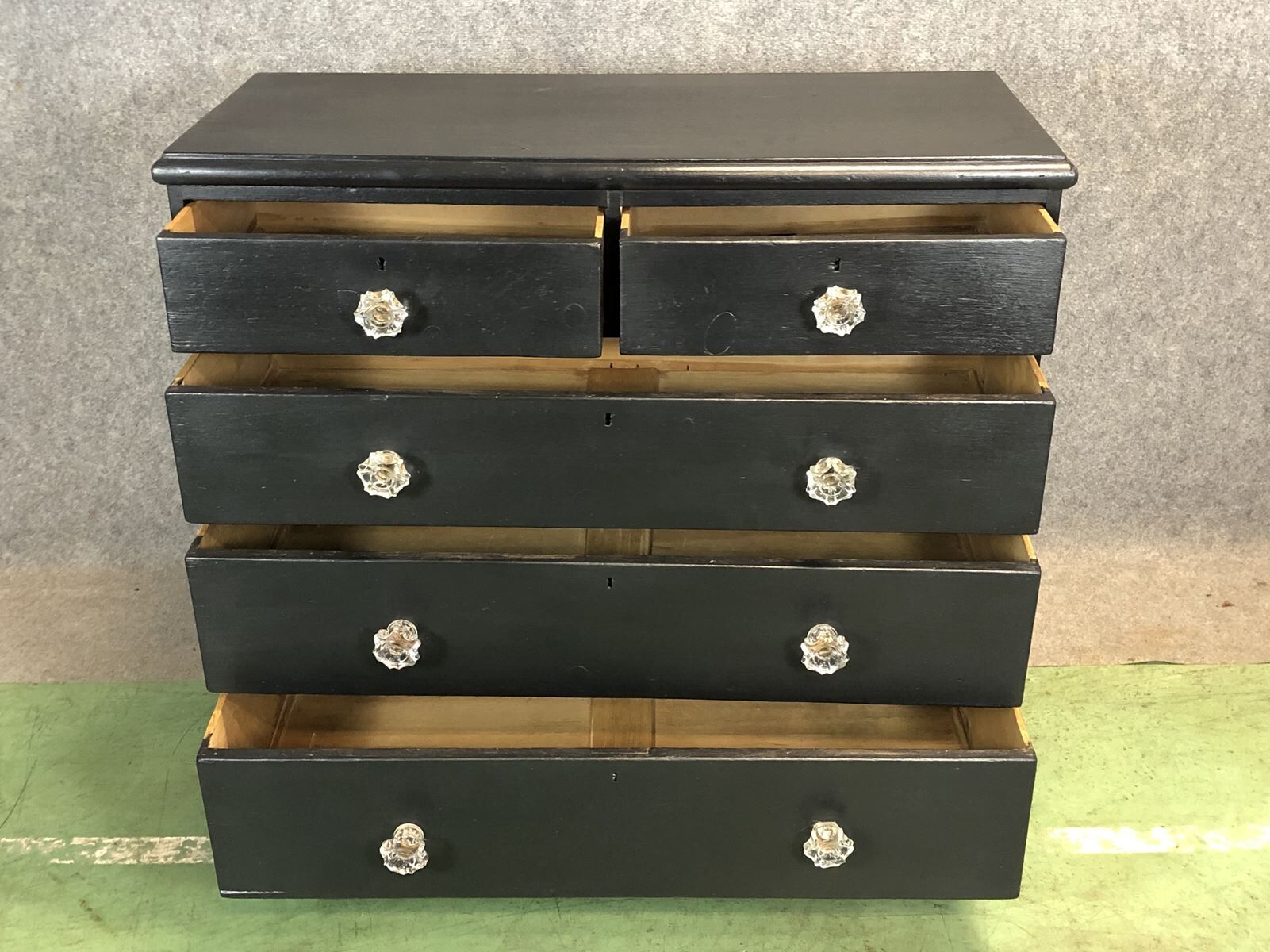 19th century victorian chest of drawers