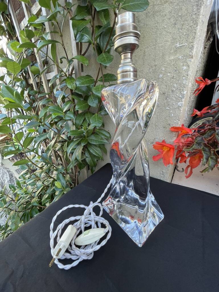 Pied de lampe cristal estampillé baccarat
