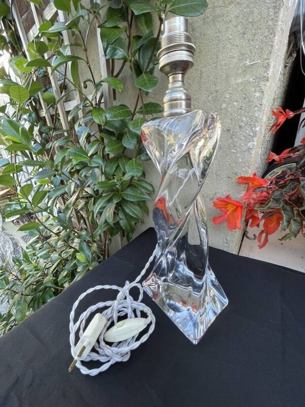 Pied de lampe cristal estampillé baccarat