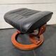 Repose pieds / Pouf en cuir noir  -Stressless