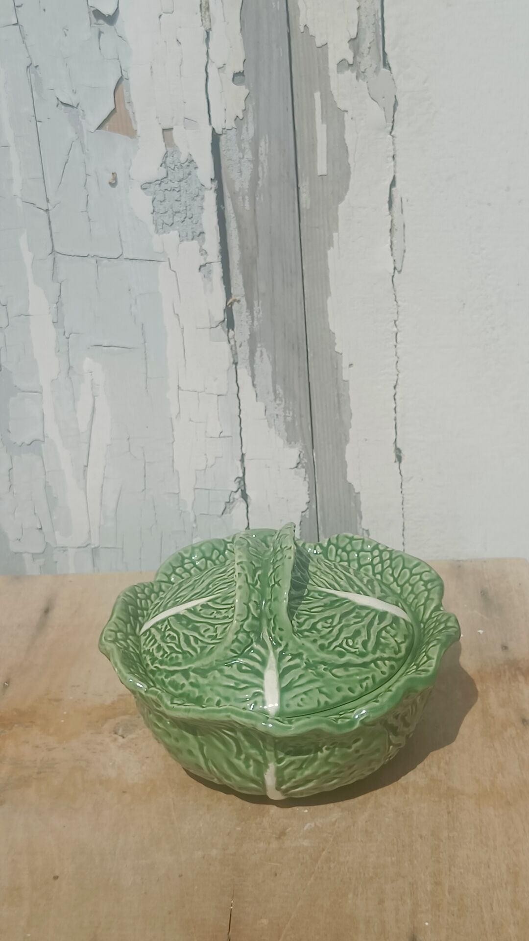 Vintage cabbage decor soup tureen