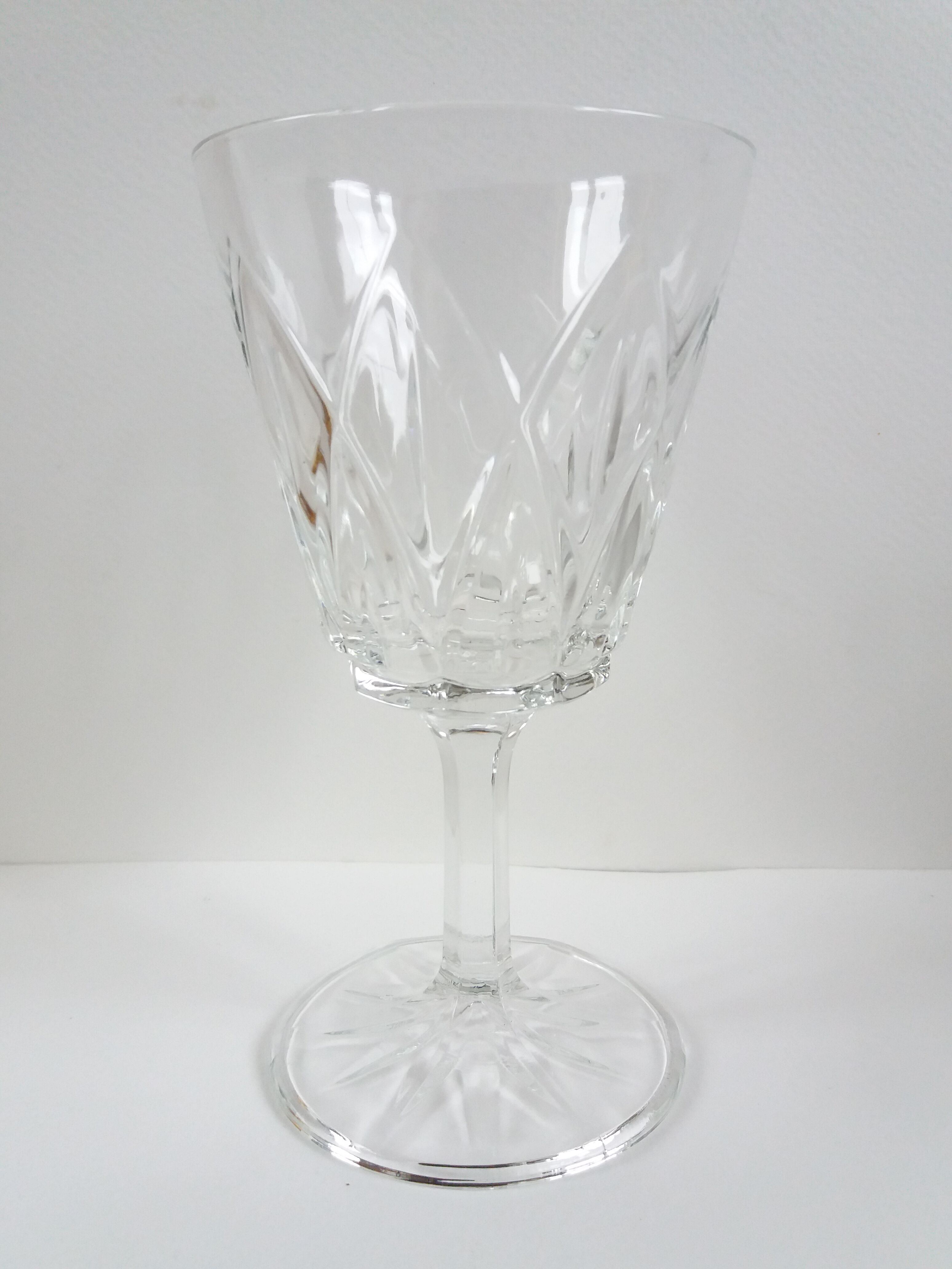 6 chiseled water glasses