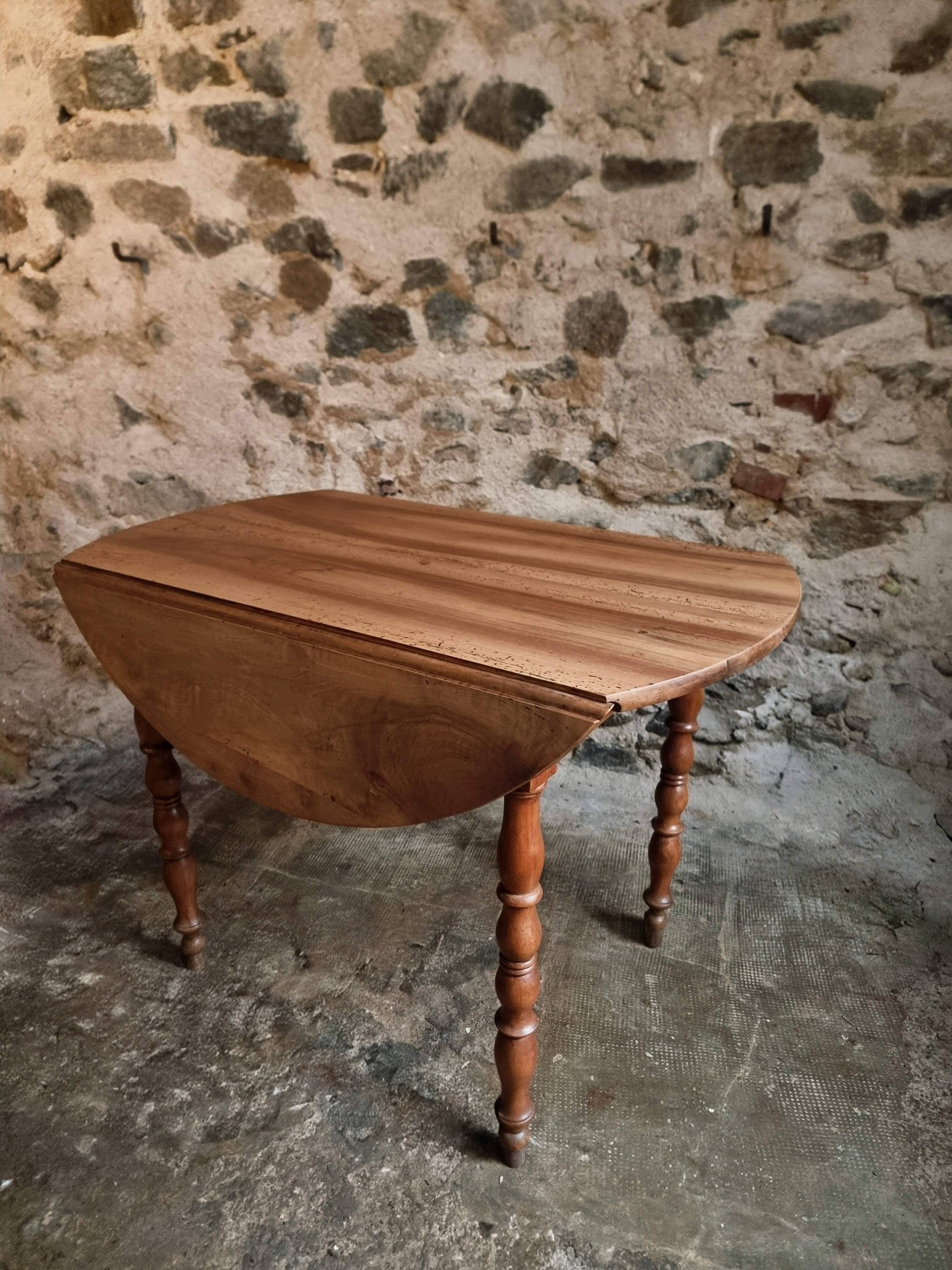 Antique walnut drop-leaf dining table – French round table 110 cm