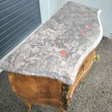 Commode style Louis XV