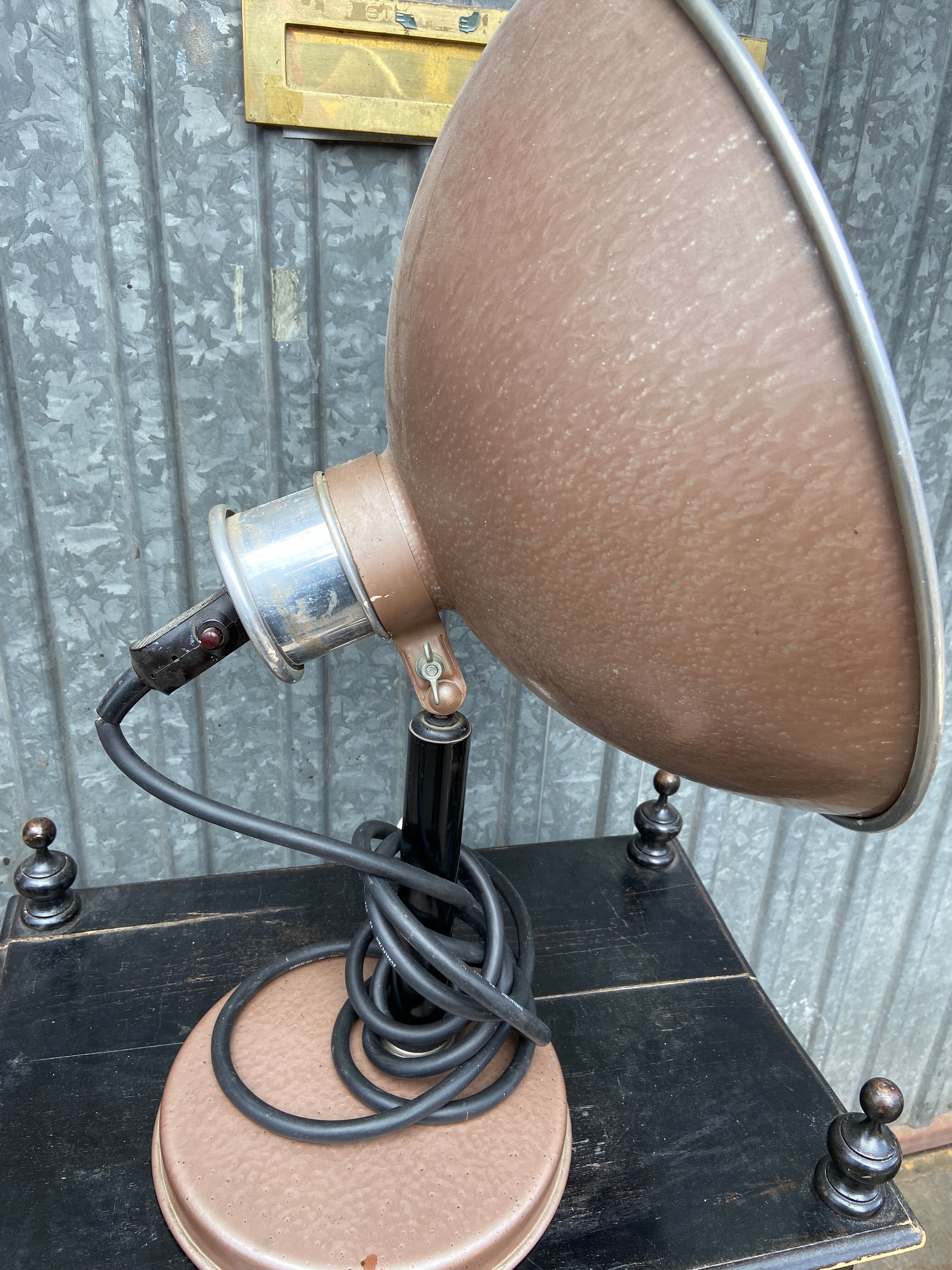Industrial heating lamp 50s The vintage Co-Therm
