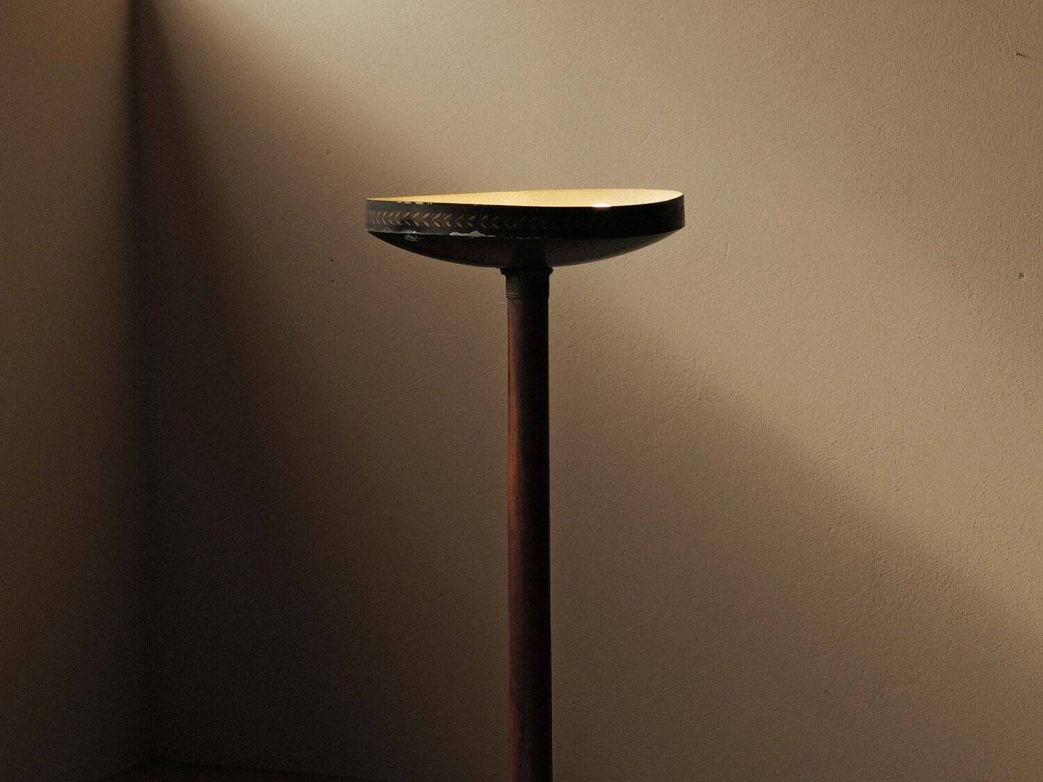 Art Deco floor lamp in mahogany and metal, 1930s