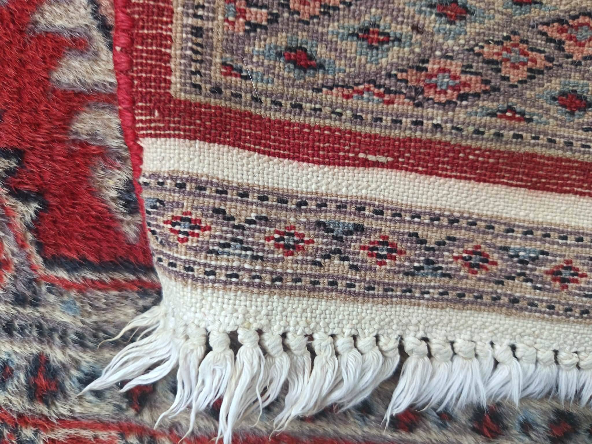 Handmade Pakistani carpet