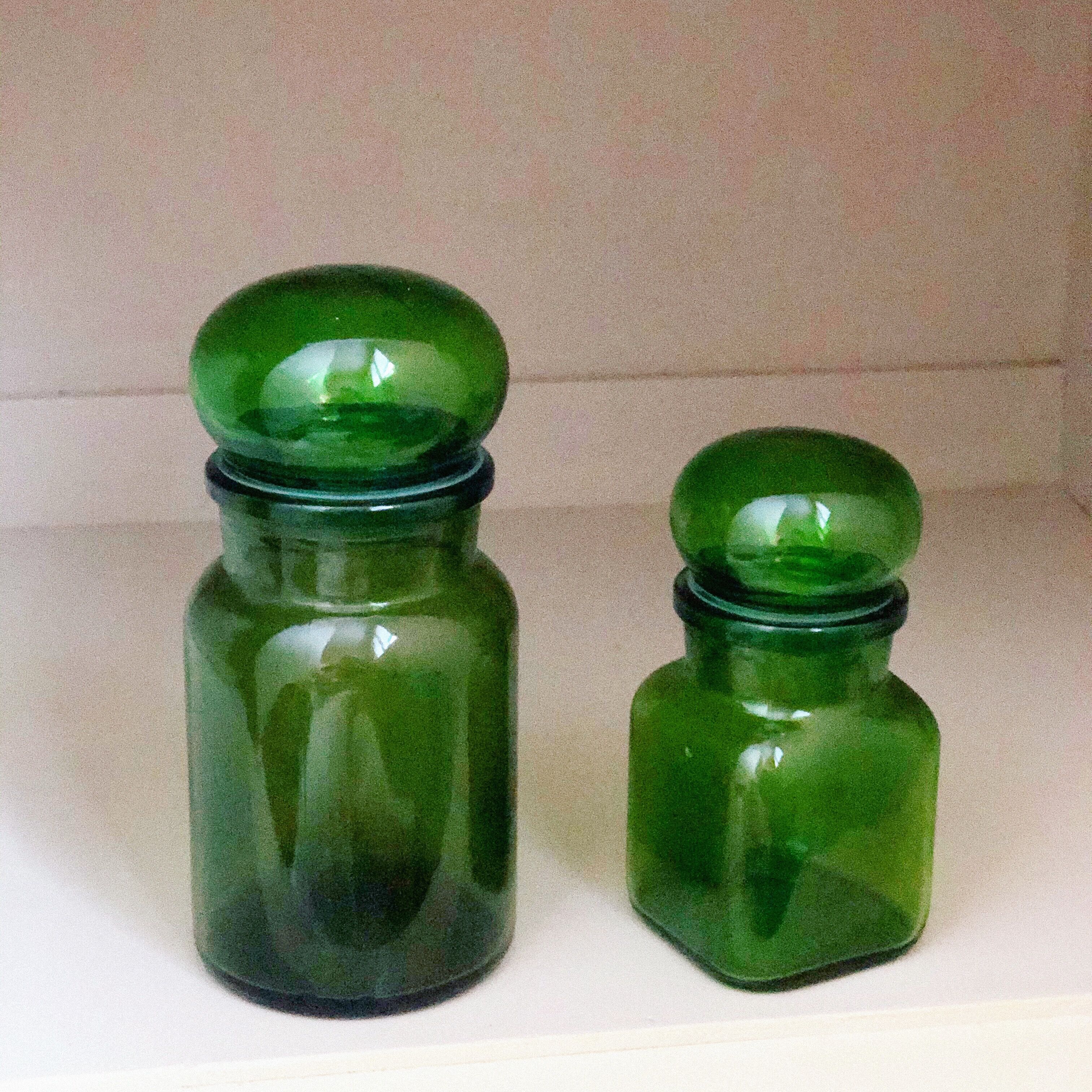 Lot of two vintage jars