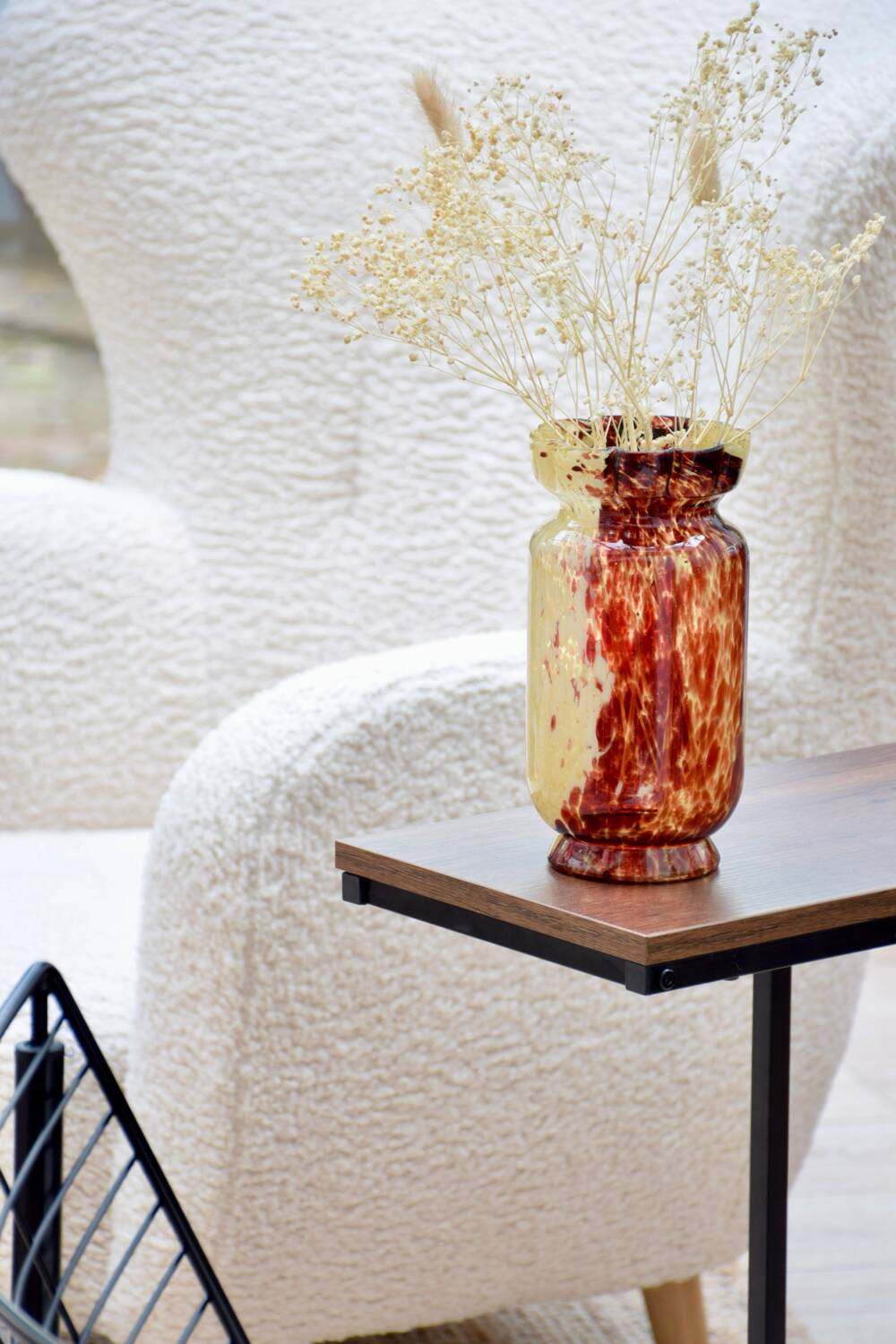 Vase en verre moucheté