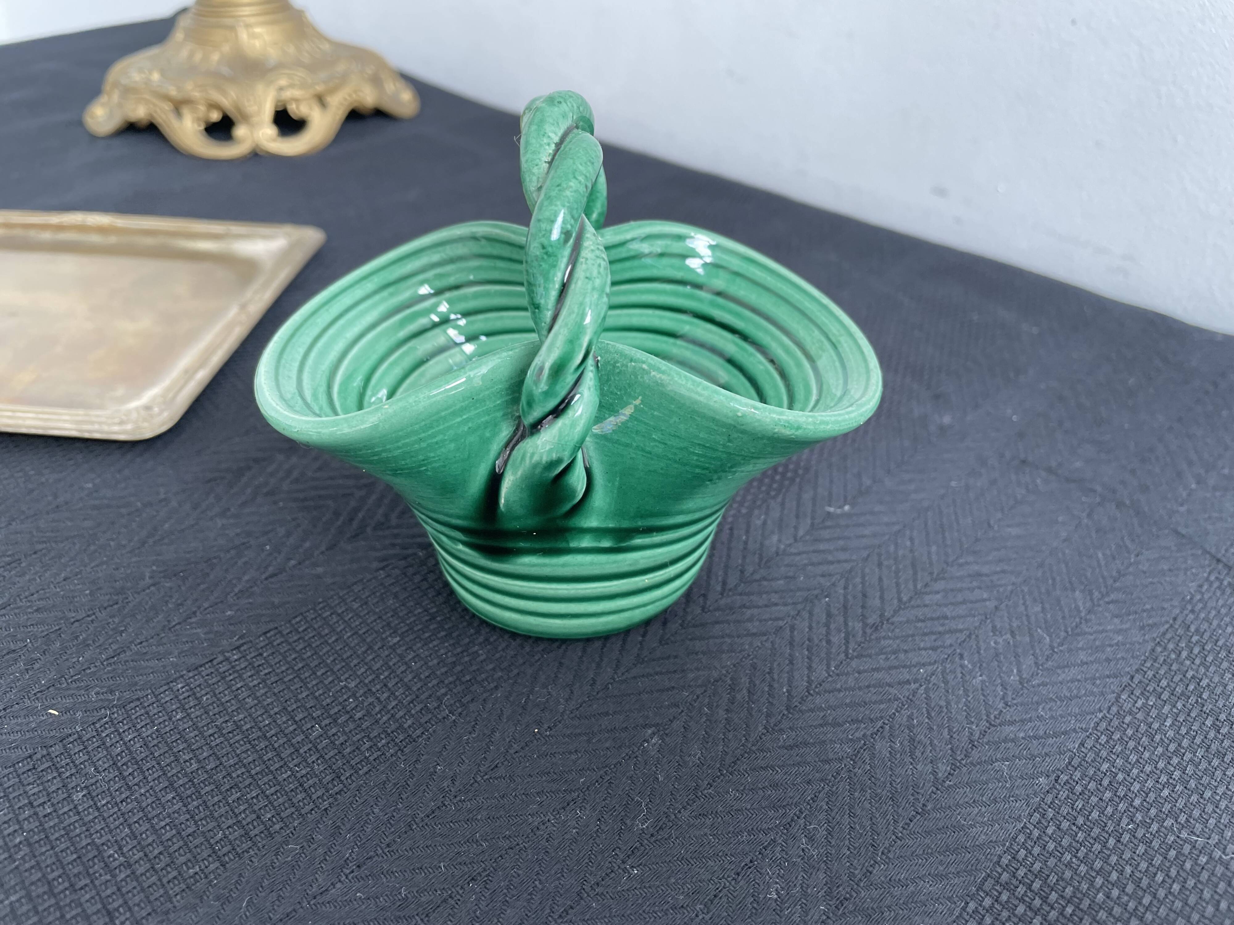 Vintage, woven basket, green, glazed earthenware, grooves, stylized, décor, French decoration, Fran