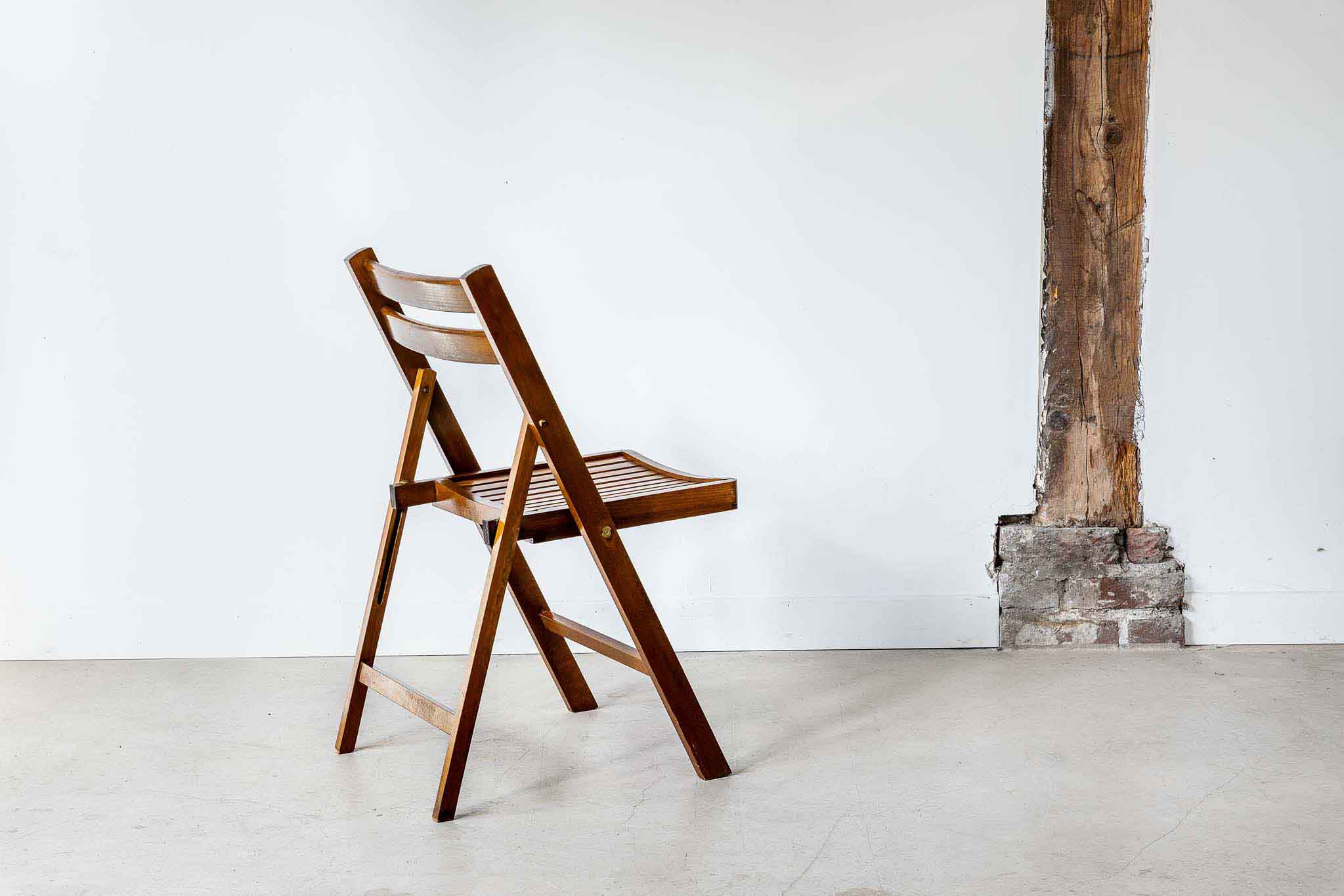 Chaise vintage pliante en bois