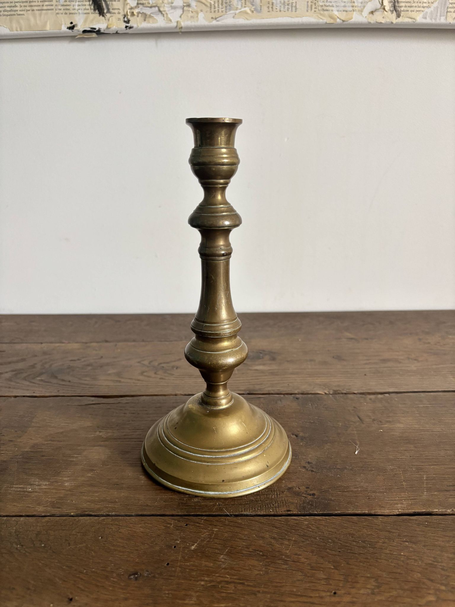 Large candelabrum / antique candlestick in brass – Louis XIV style