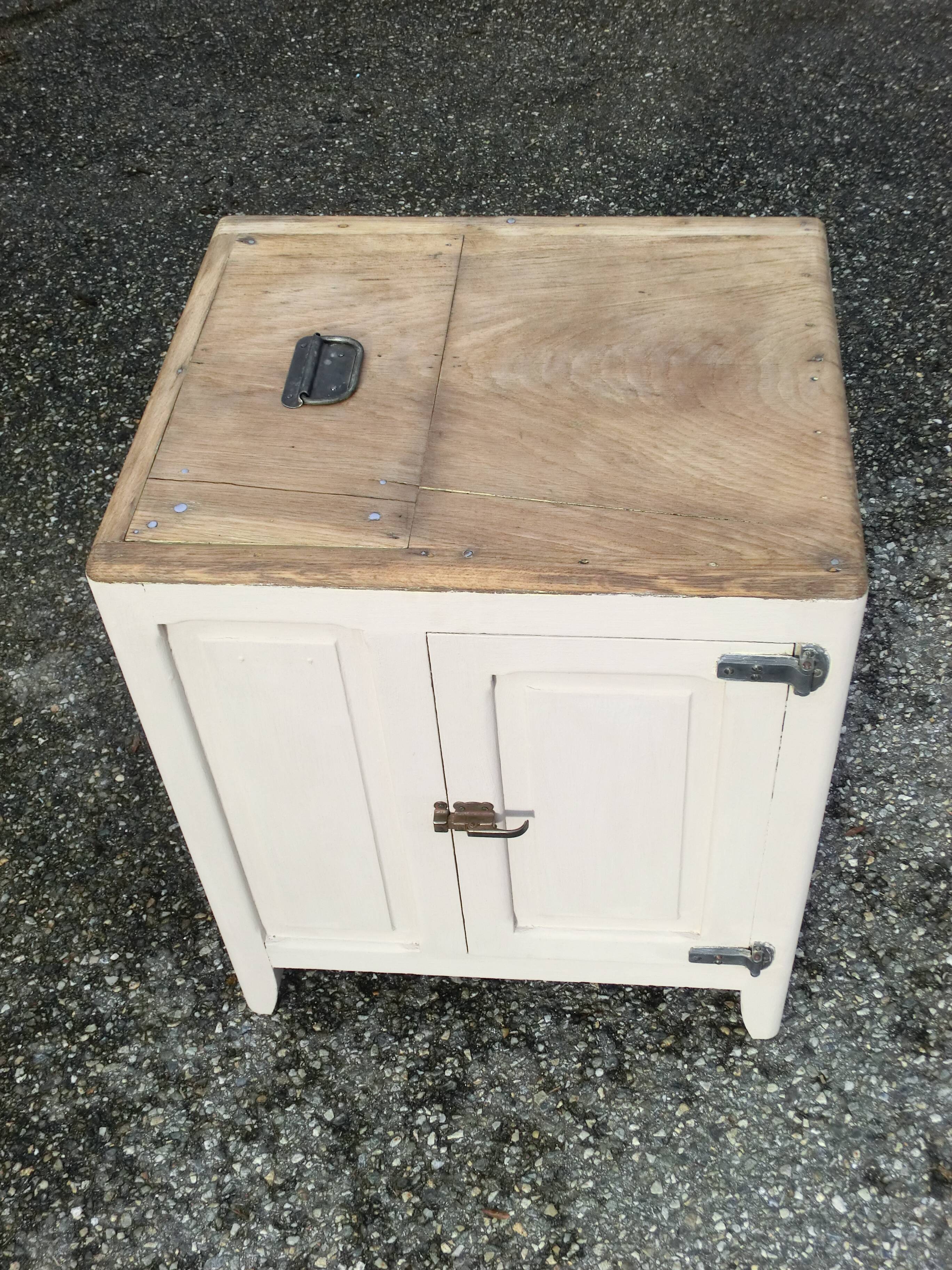 Old bistro icebox in solid oak - Small sideboard