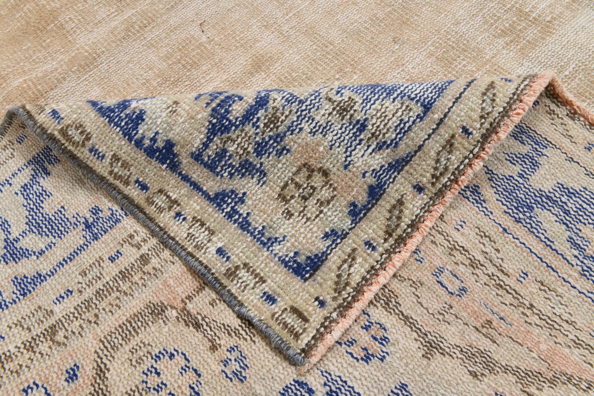 Madallion rug 225x321cm