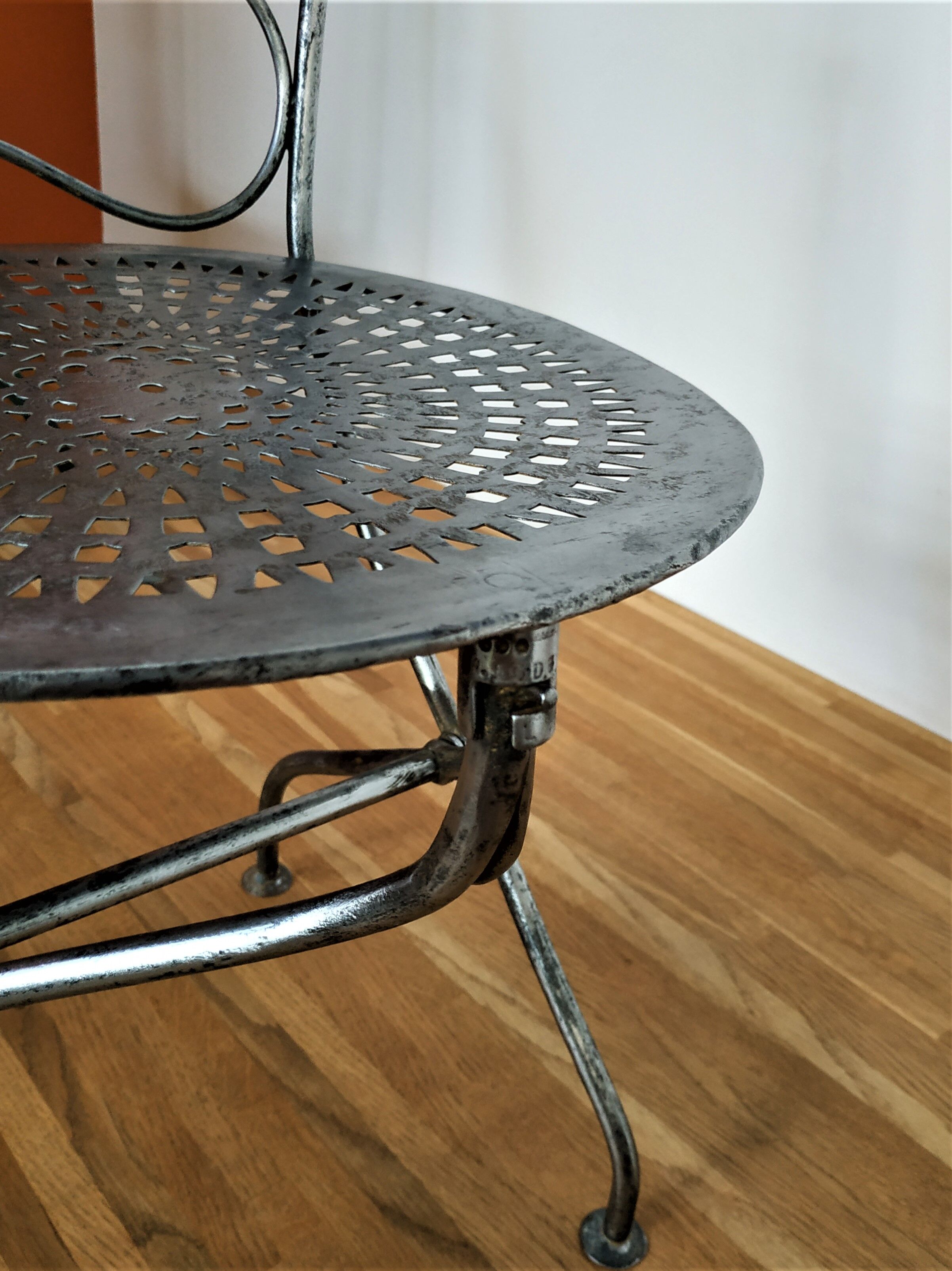 Children's folding garden chair