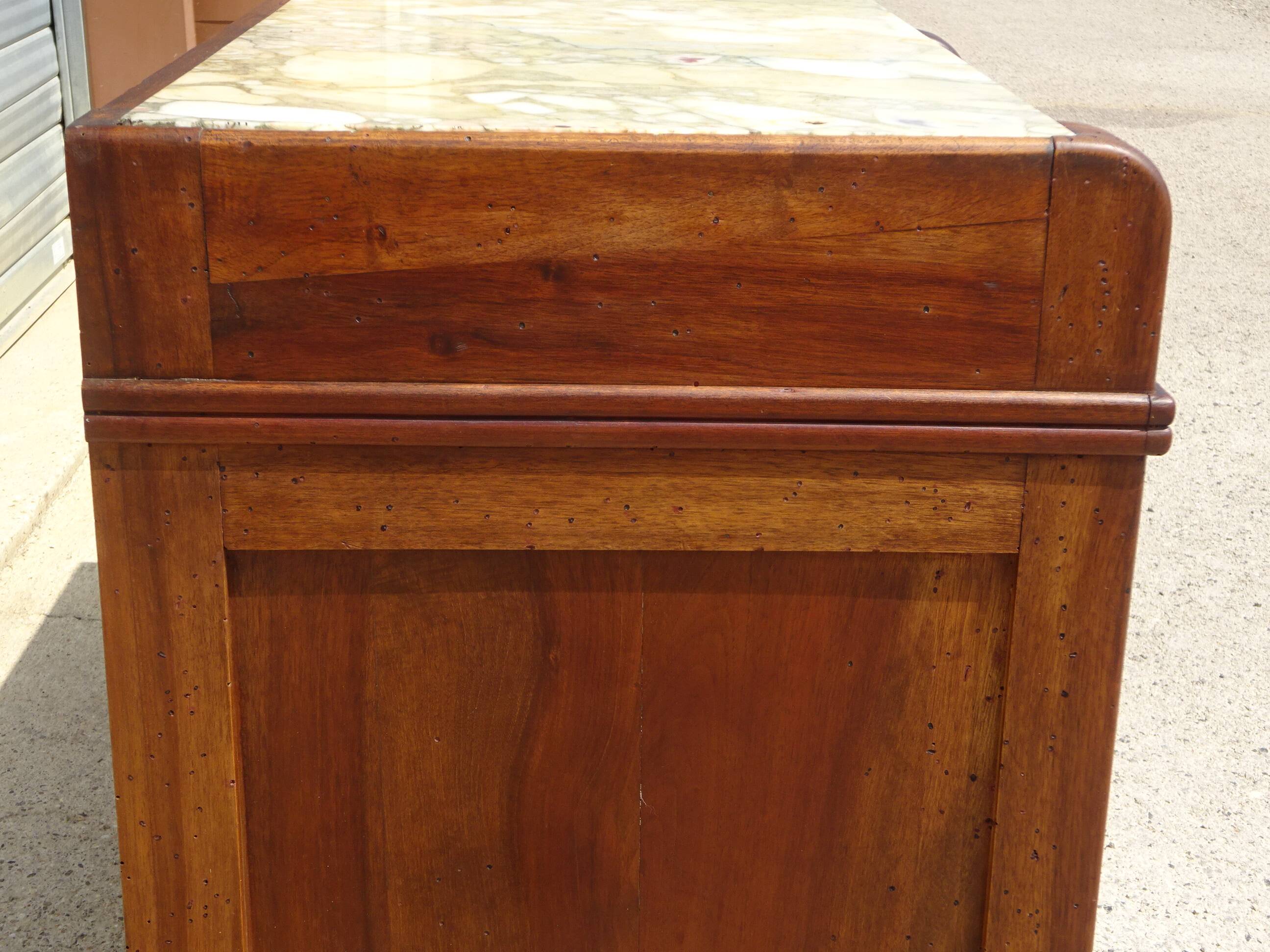 Art Deco sideboard in walnut with a marble top