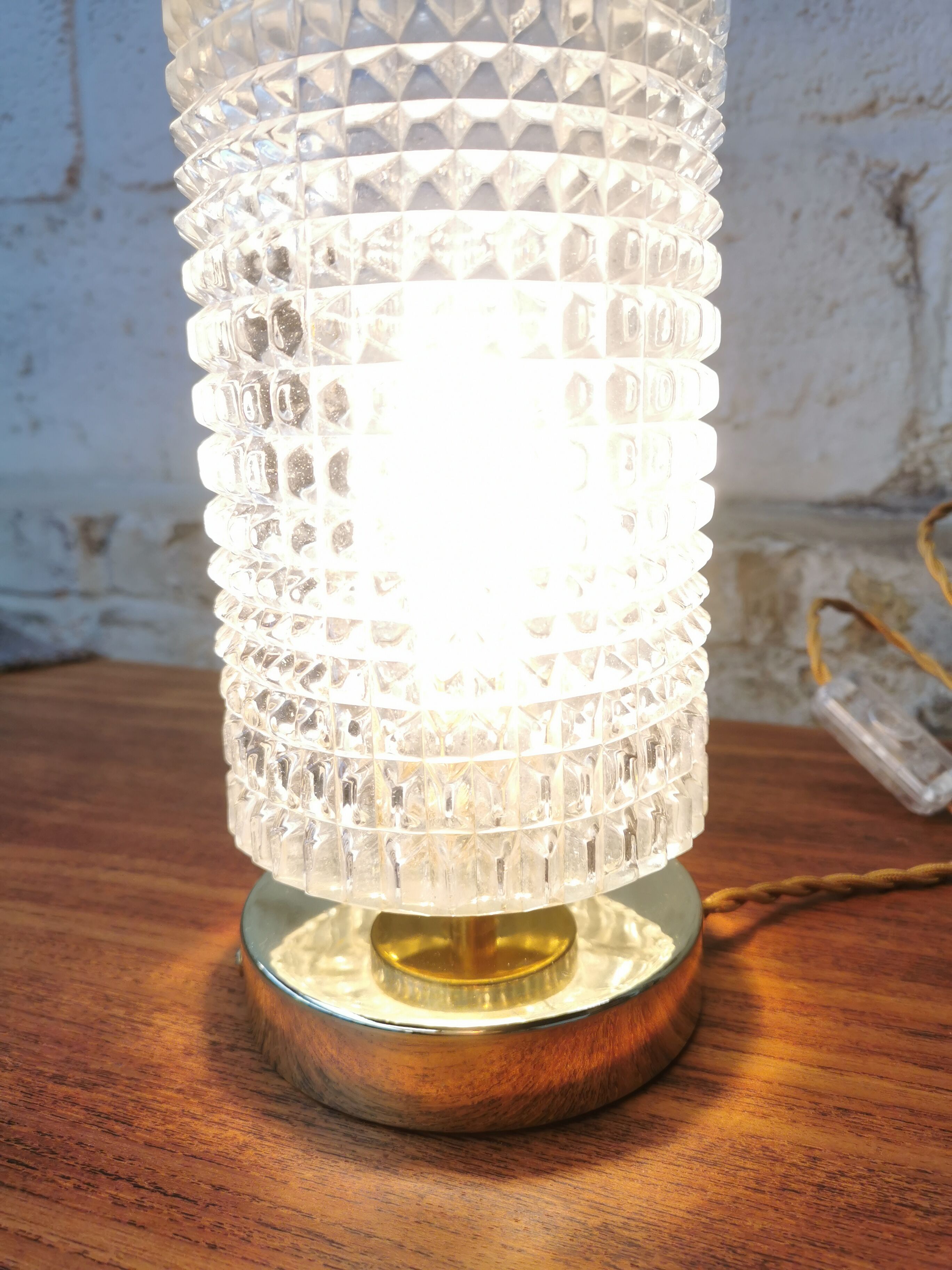 Table lamp with pressed glass globe