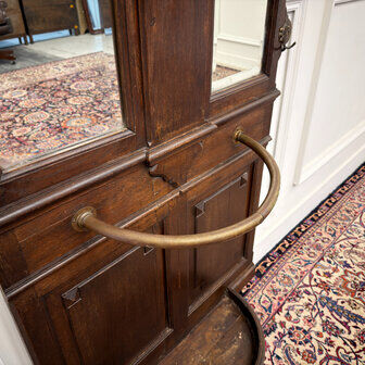 Classic English wardrobe coat rack