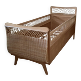 Lit bébé corbeille vintage bois et rotin restauré