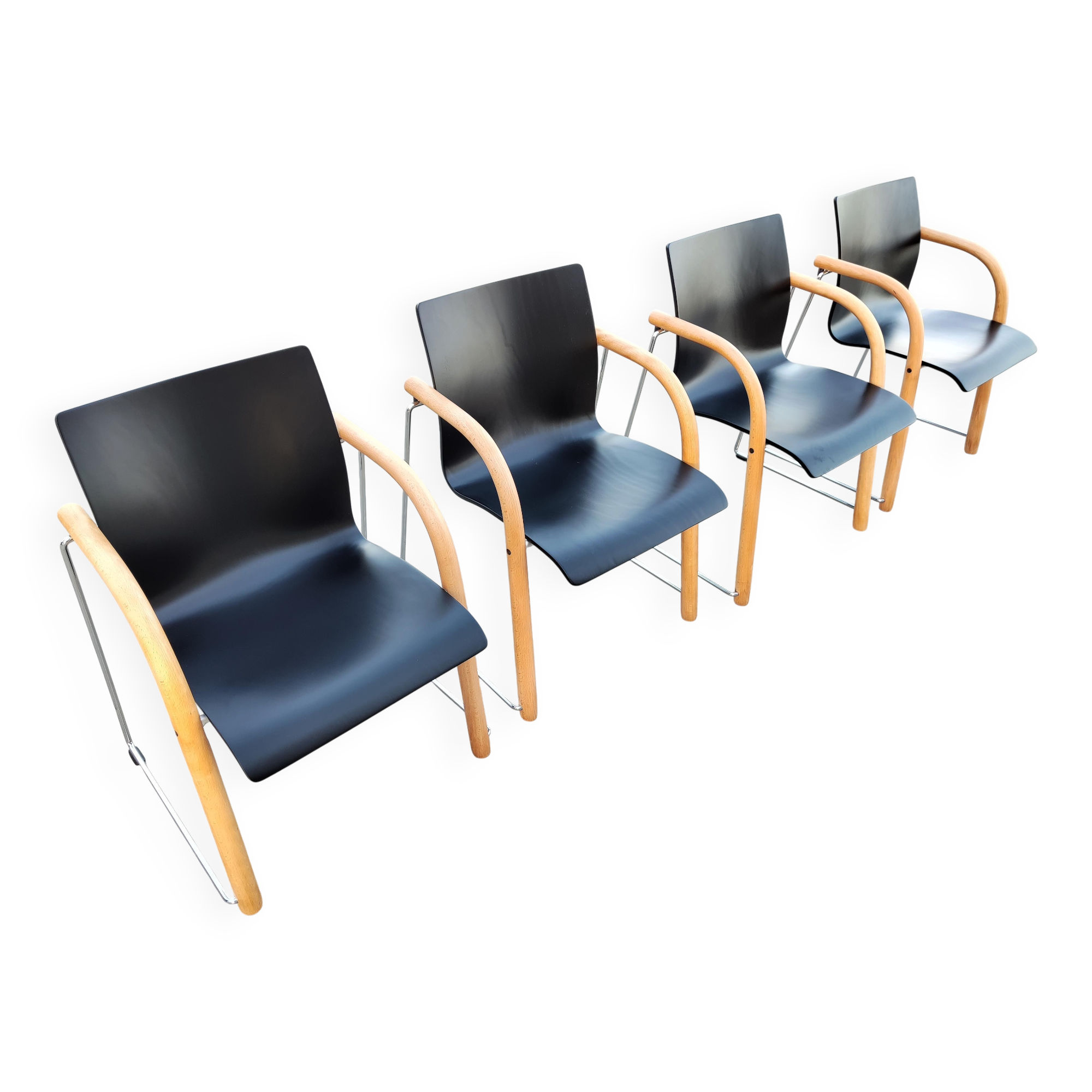 Set of 4 Thonet chairs model S320 renovated by Wulf Schneider and Ulrich Bohme, 1984