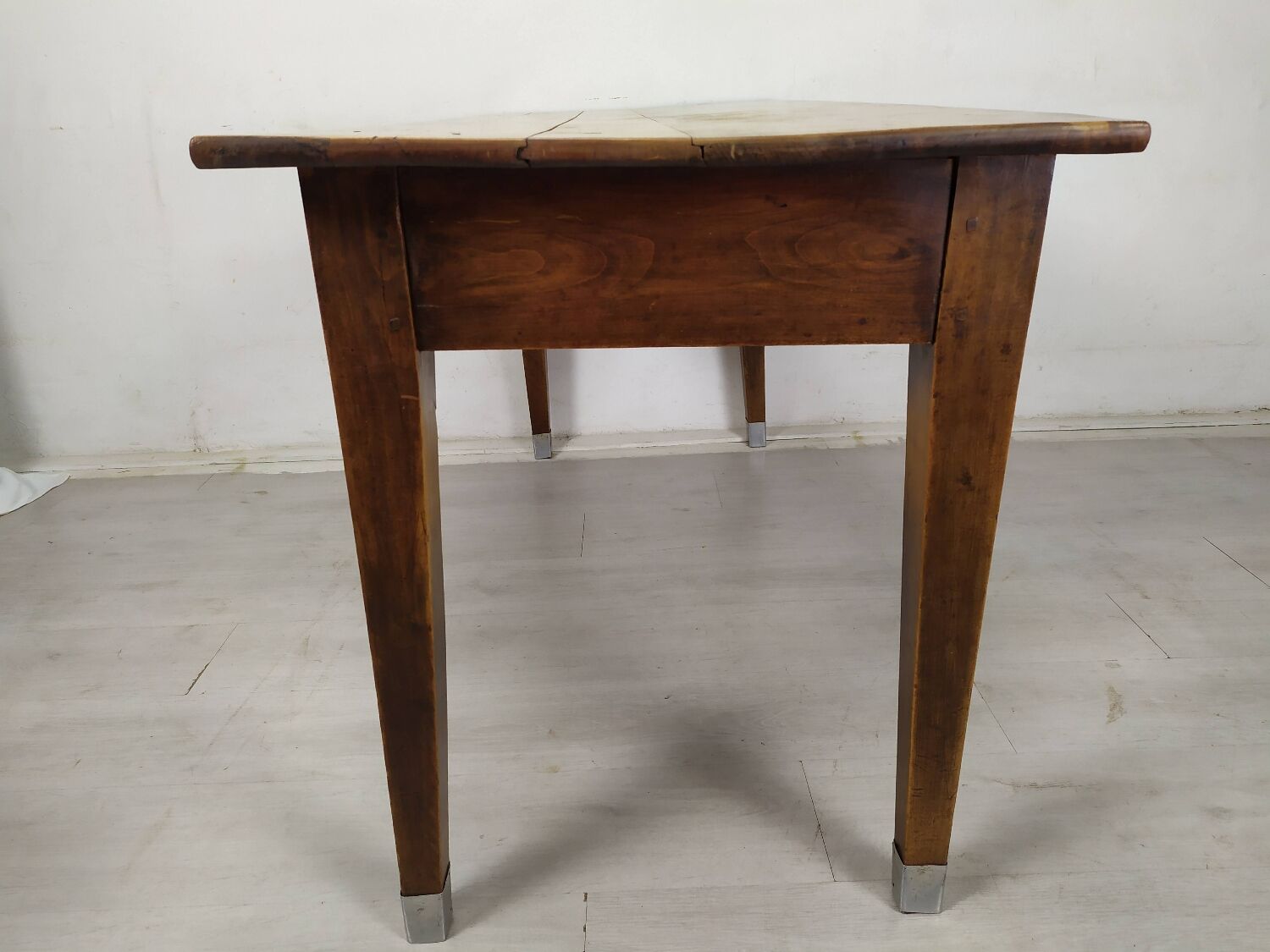 Table de ferme bistrot