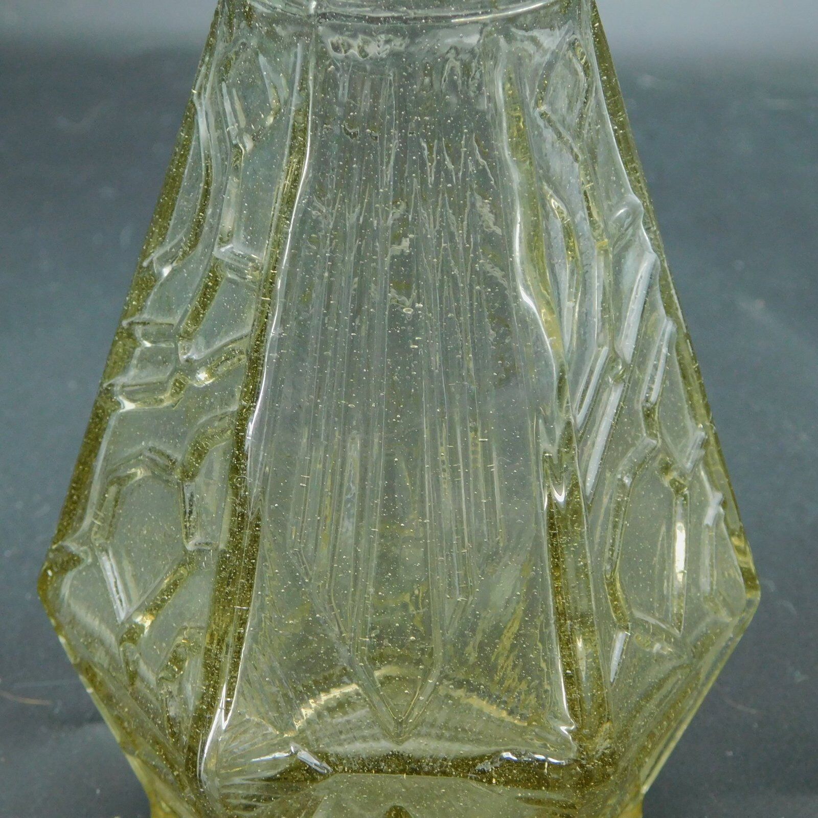 Duo of moulded and bubbled smoked glass vases - Modernism