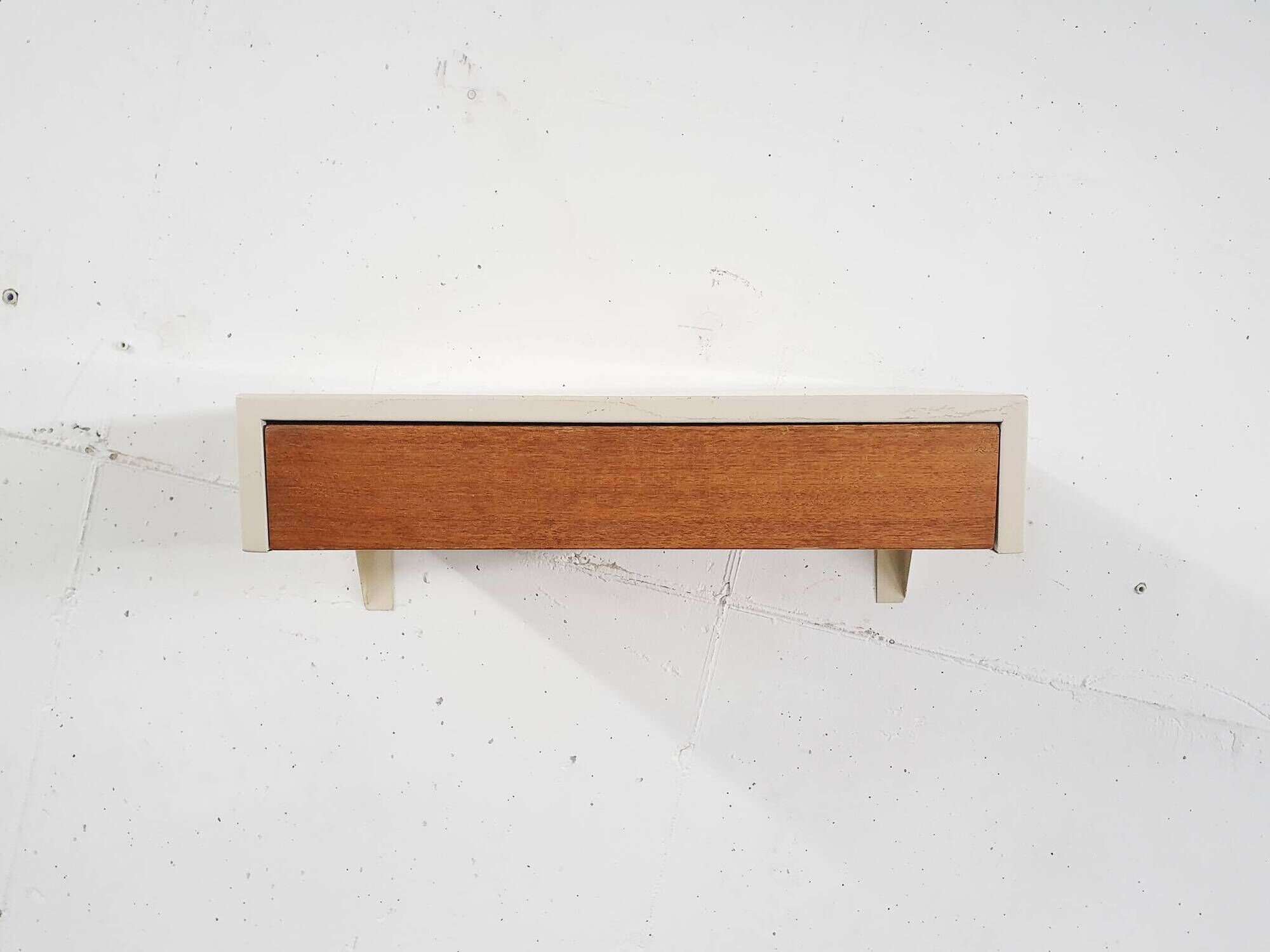 Martin Visser for 't Spectrum DD01 "Bergeyk" Wall Shelf, or Night stand, Th
