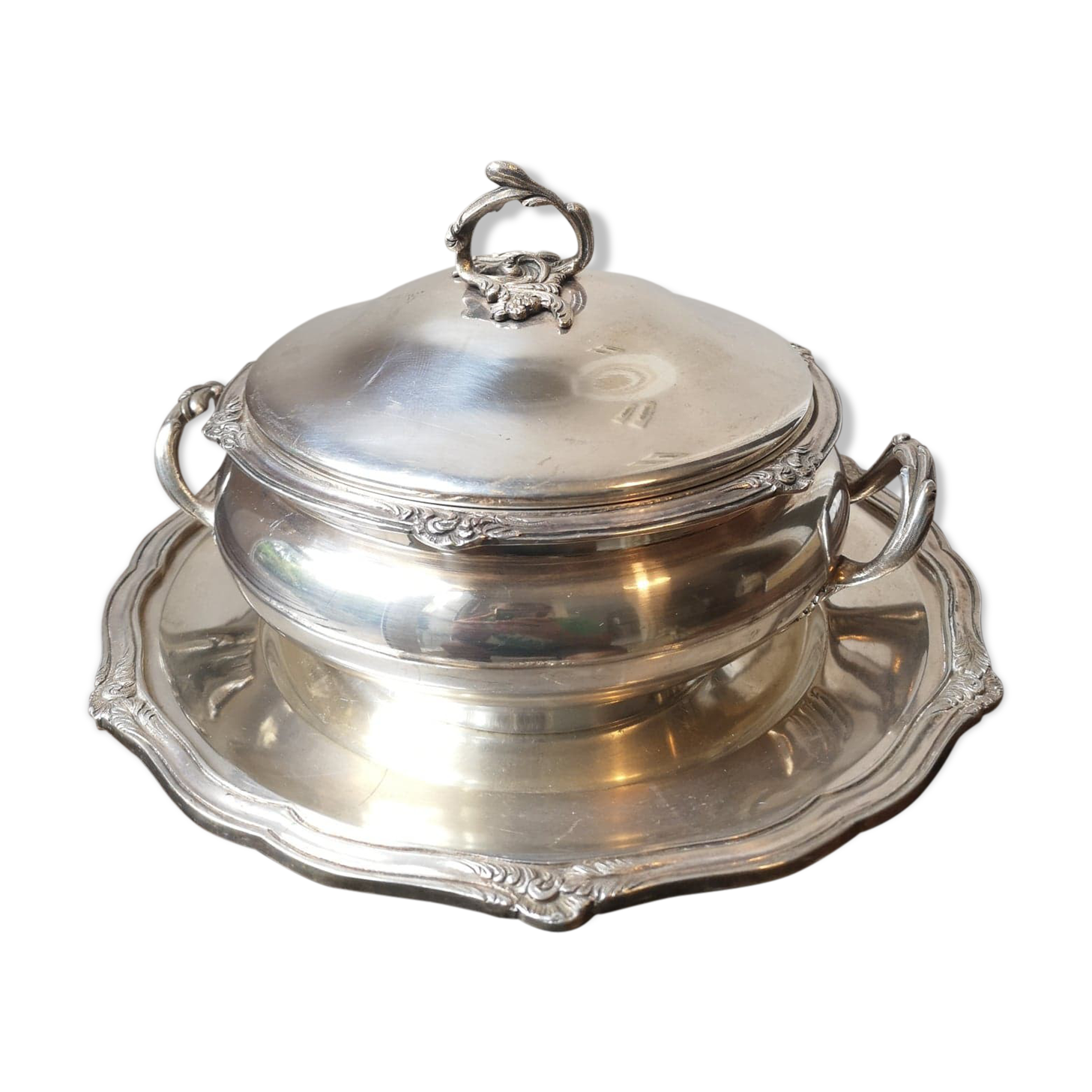 Vegetable with tray silver metal, around 1050