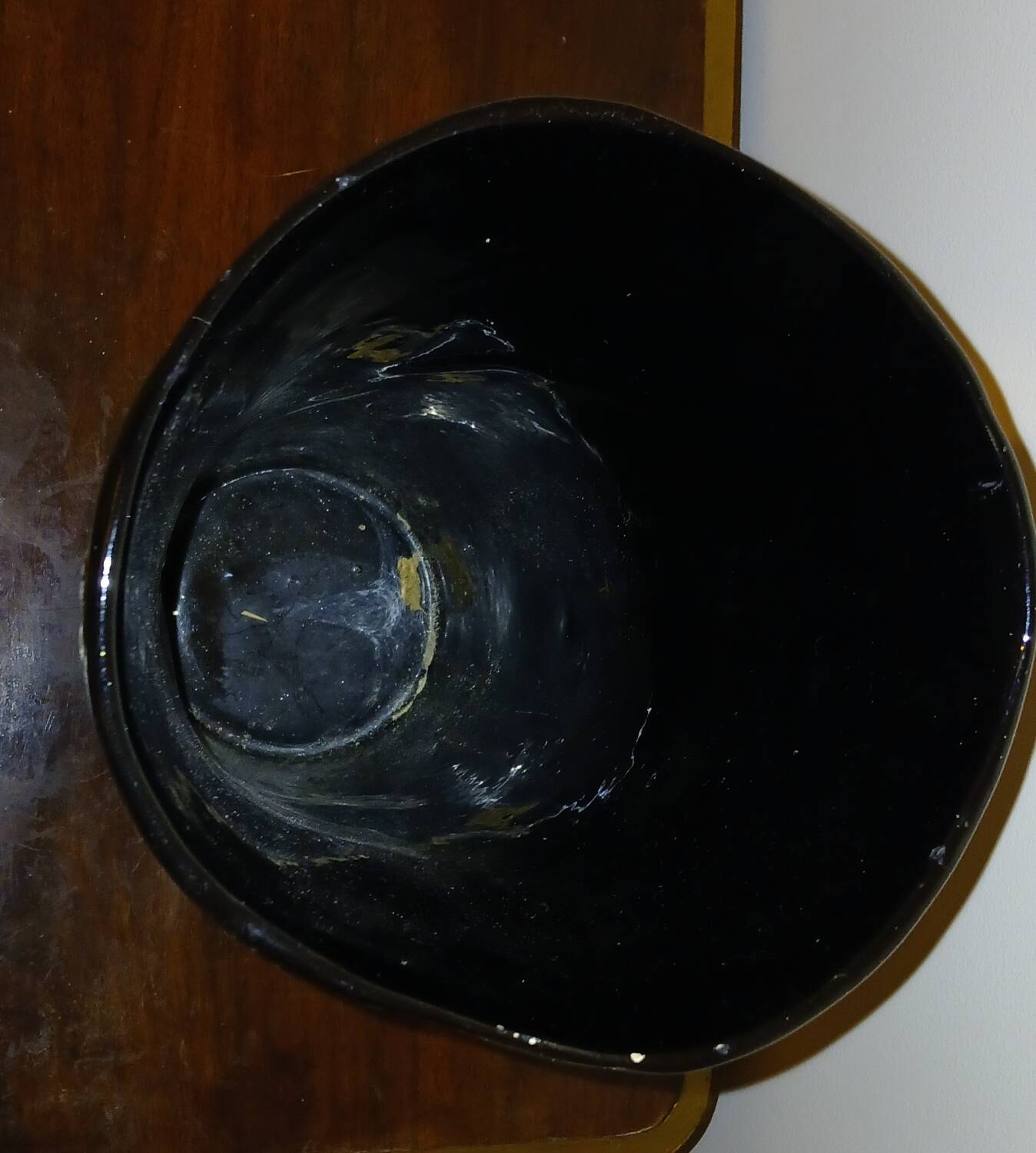 Black and red lava vase