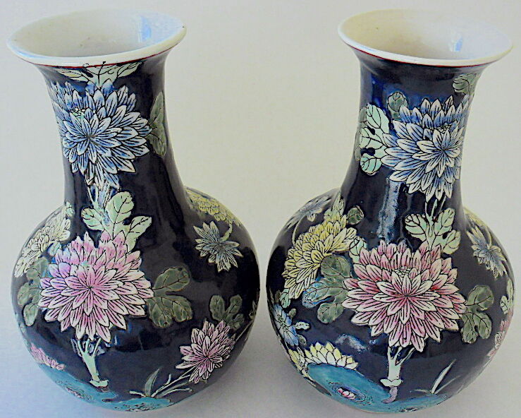 Pair of porcelain vases from China