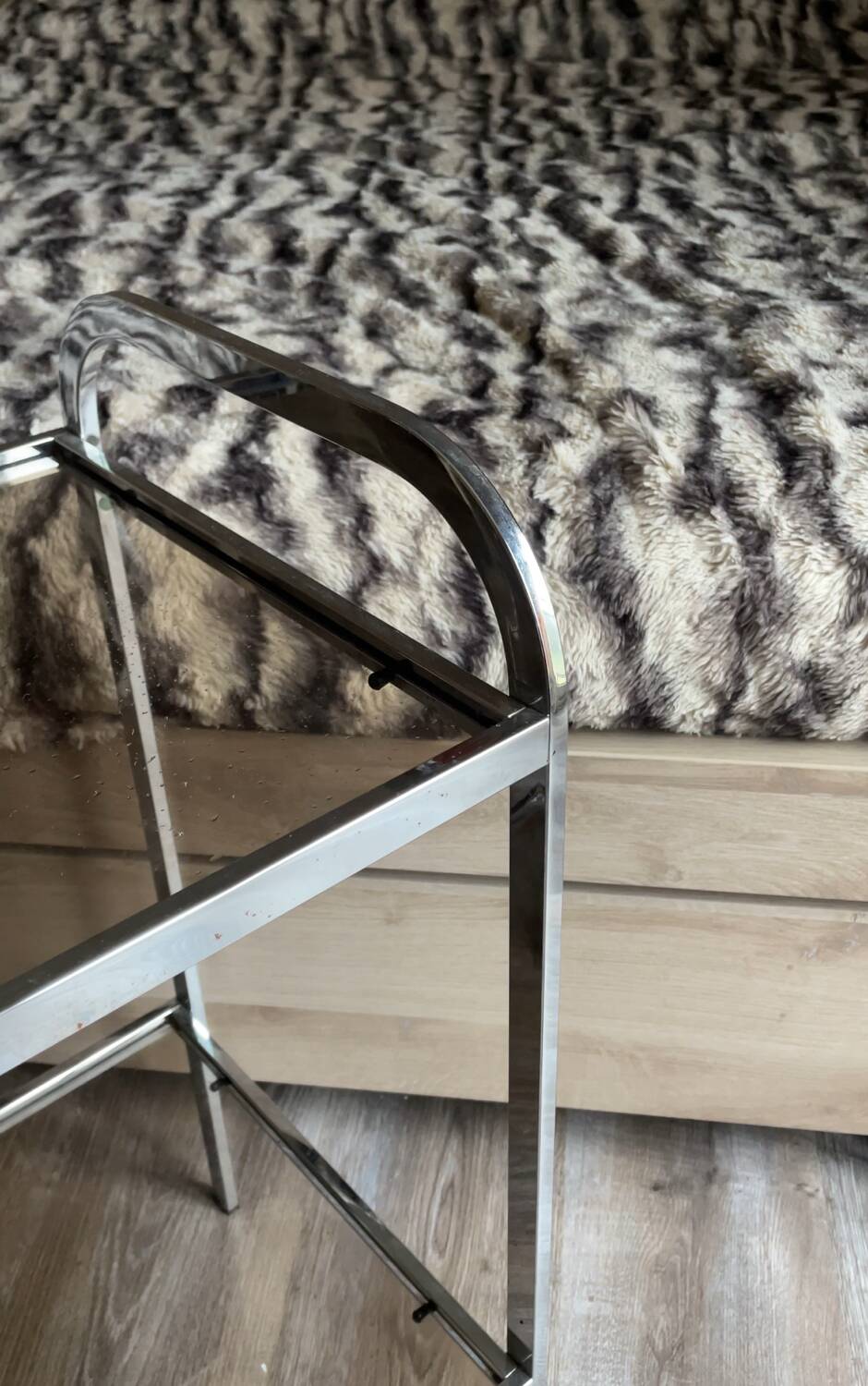 Sellette étagère vintage vers 1970 chromée