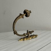 patère murale ancienne métal doré sculpté