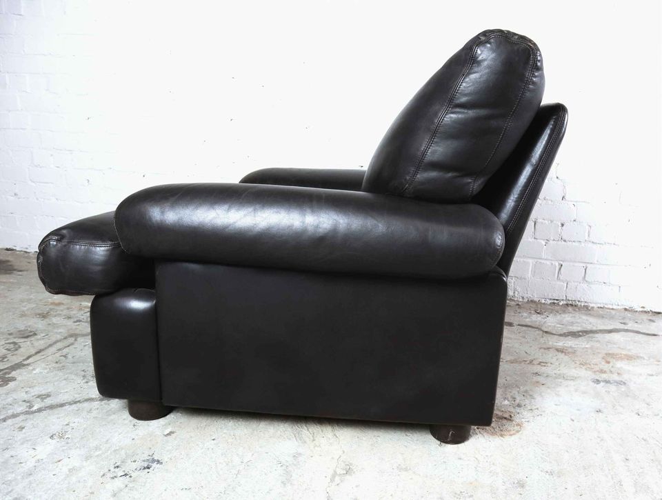 Vintage leather club chair