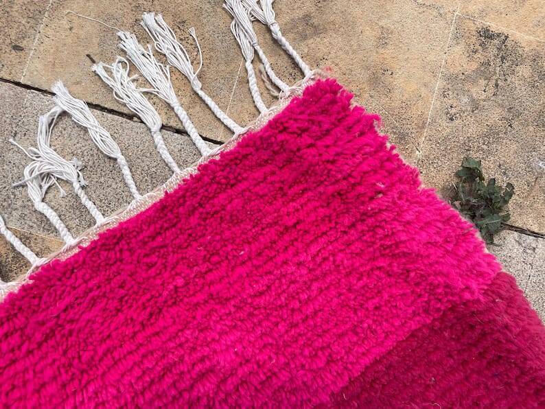 Colorful wool rug size 200 x 300 cm