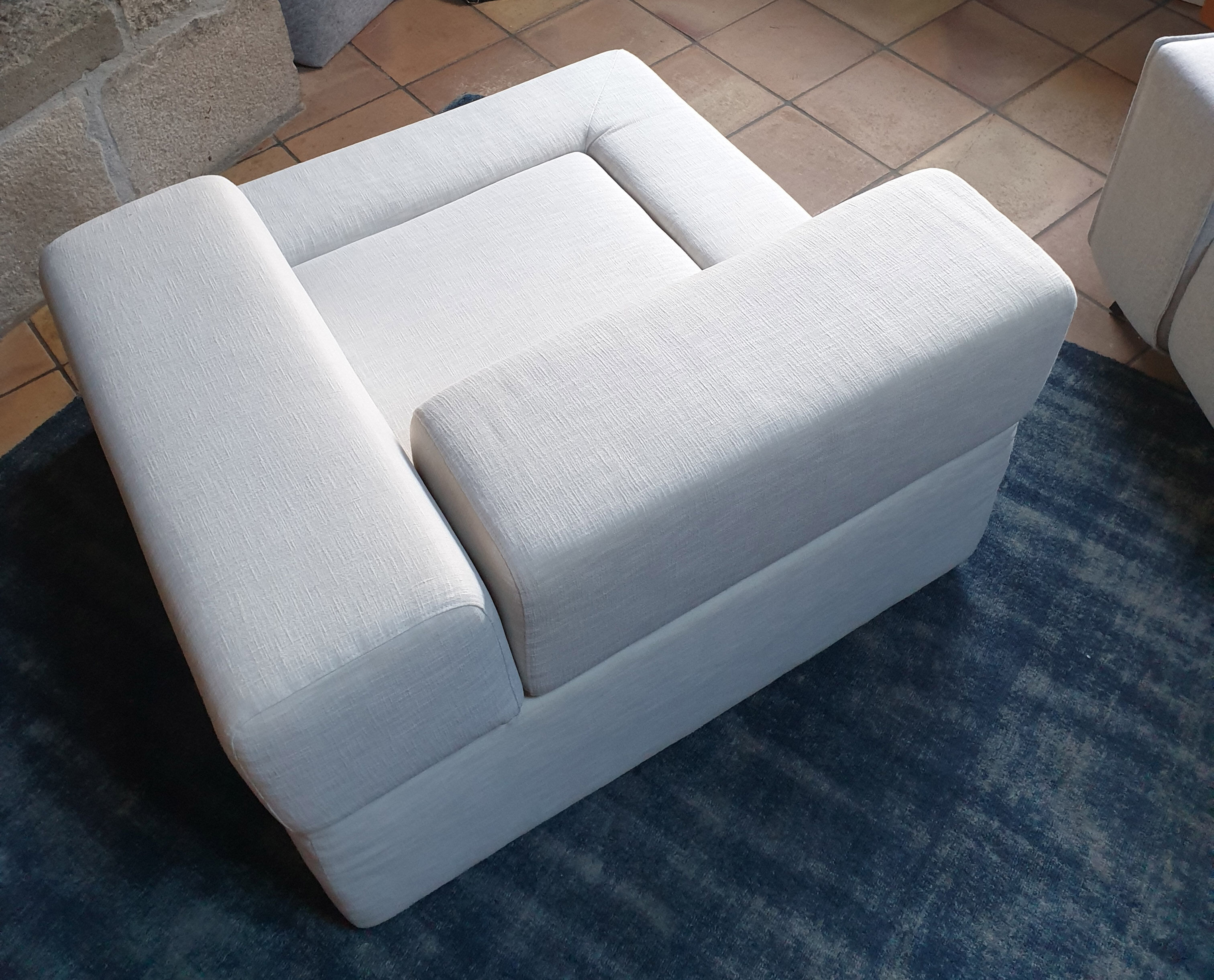 Cubic chair by "Sits"