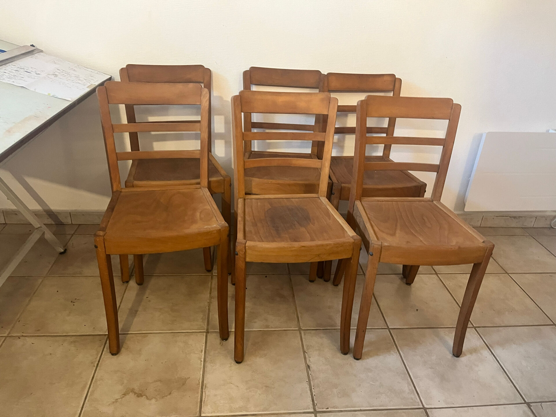 Set of 6 vintage wooden chairs — Monobloc licence assem