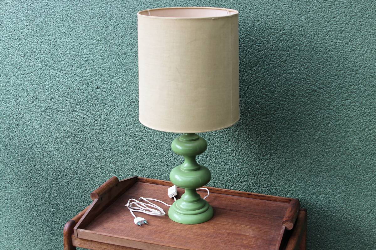 Vintage 70s lamp, turned wooden base