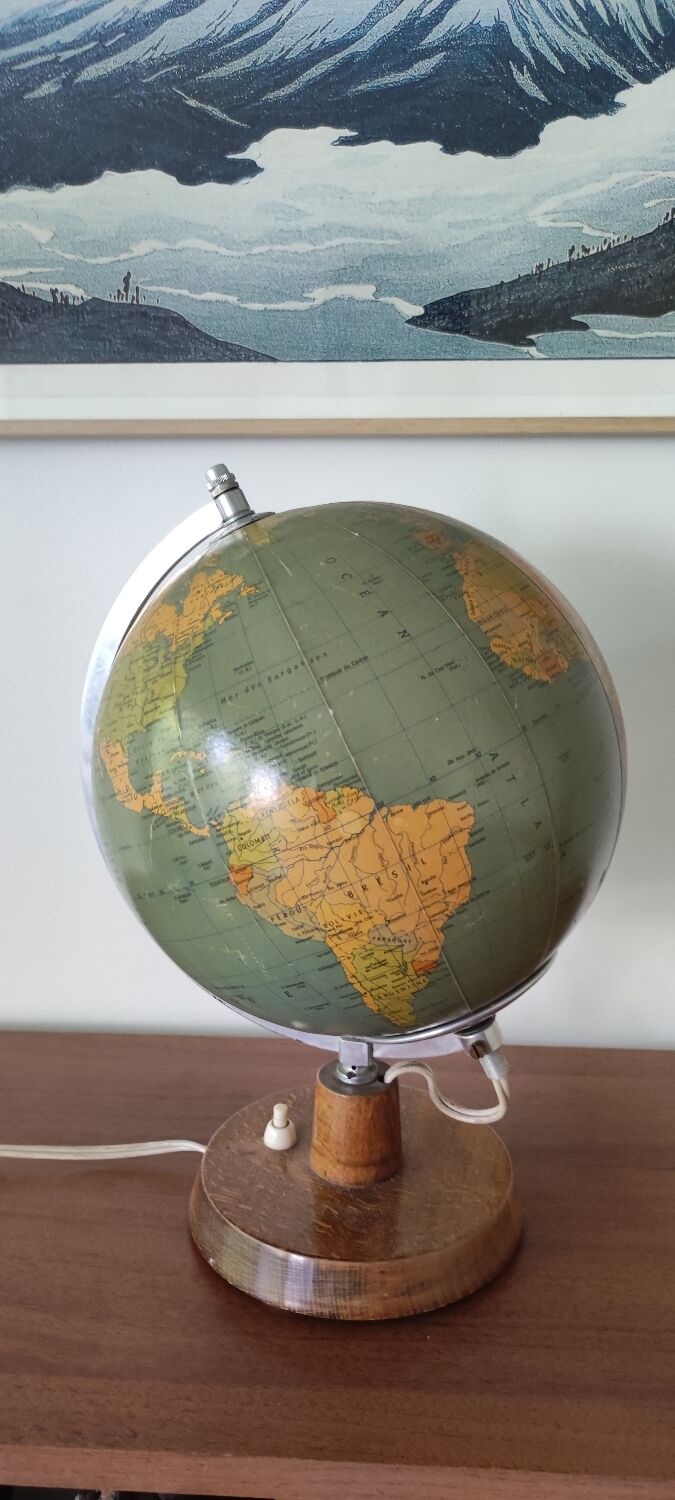 Räth luminous globe
