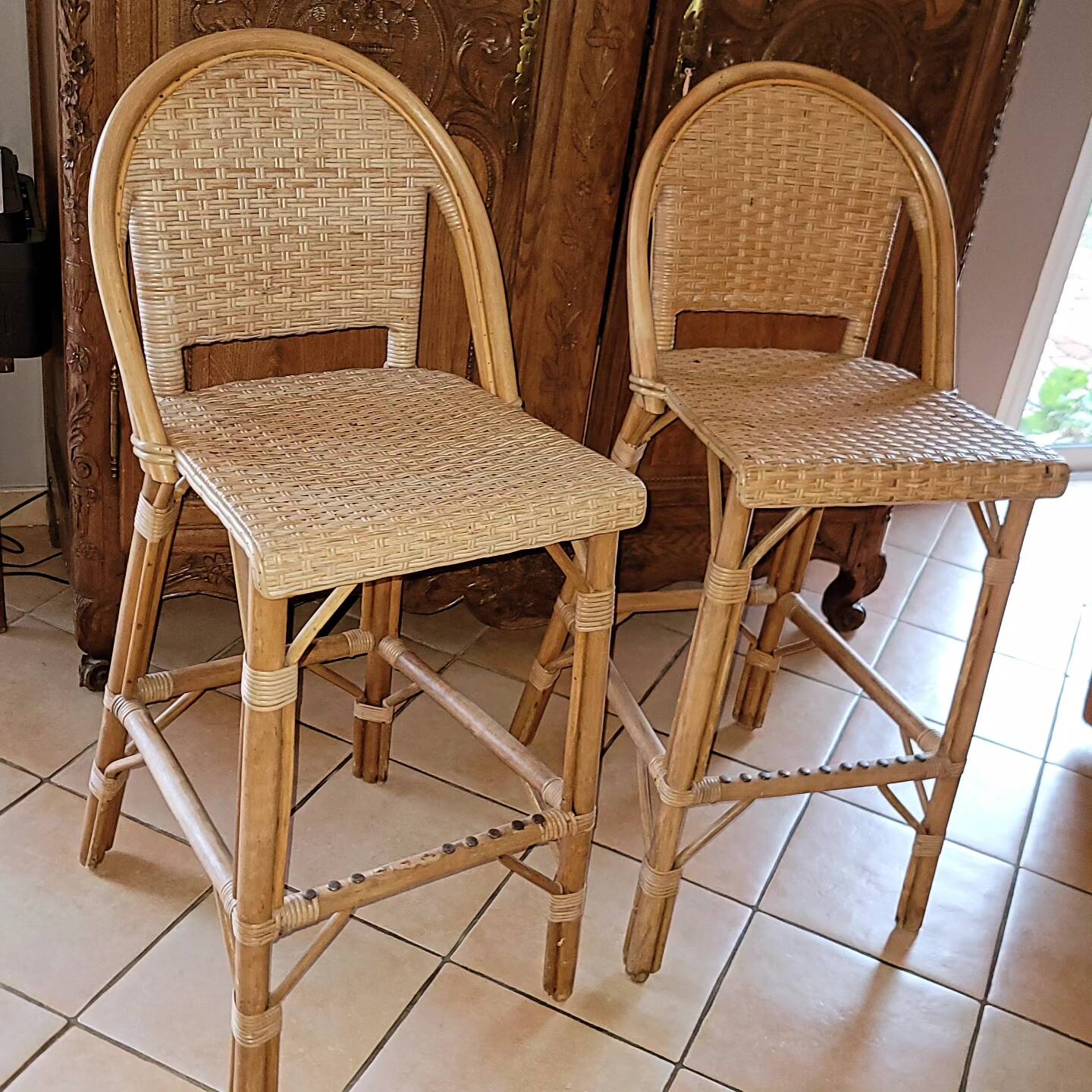 Tabourets de bar rotin vintage