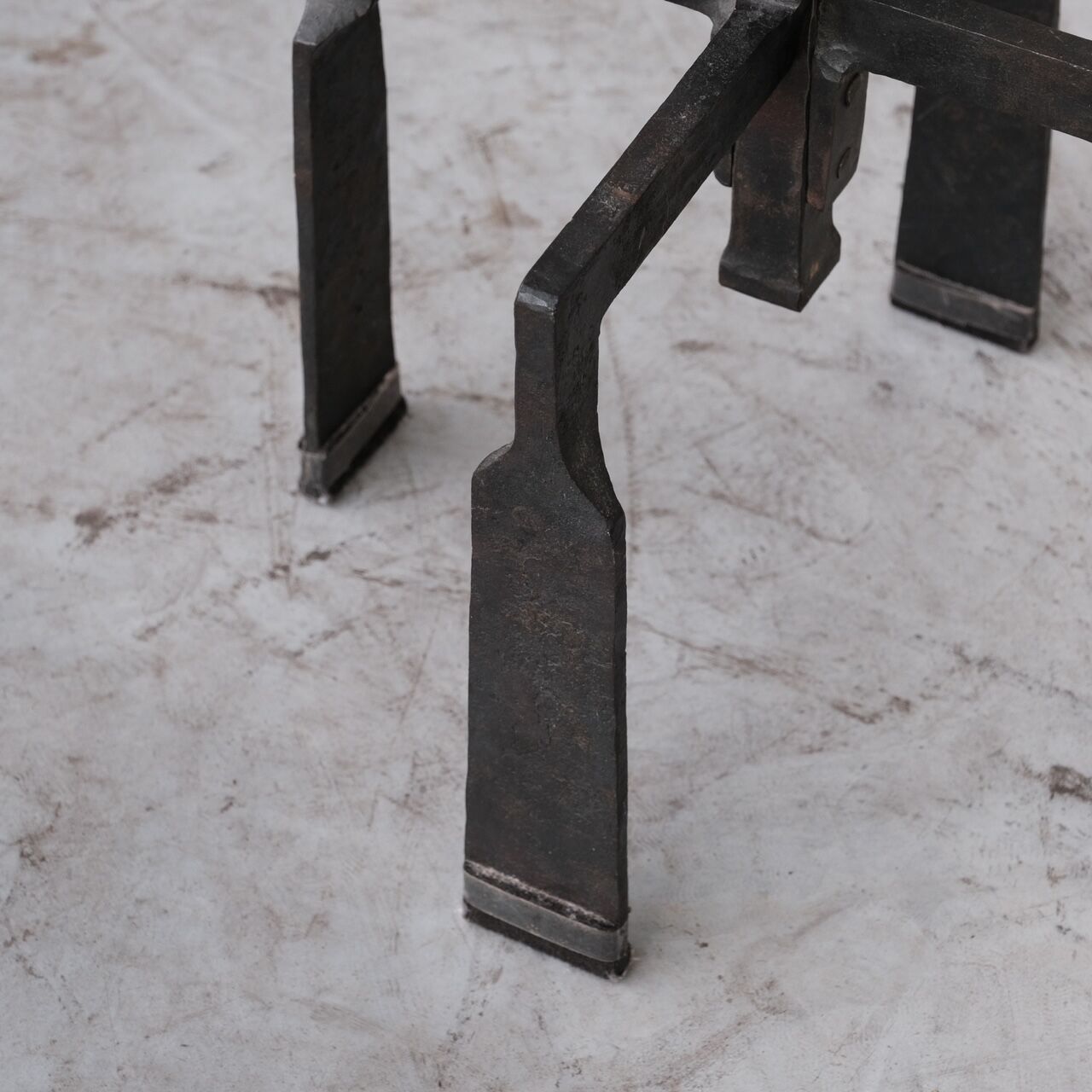 Brutalist iron mid-century floor and table lamp set