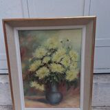 Table of yellow chrysanthemums