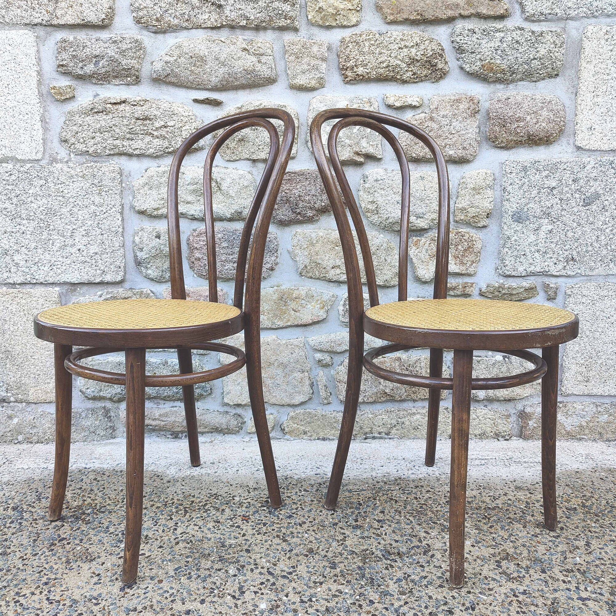 Pair of canned bistro chairs Thonet ZPM Radomsko in curved wood