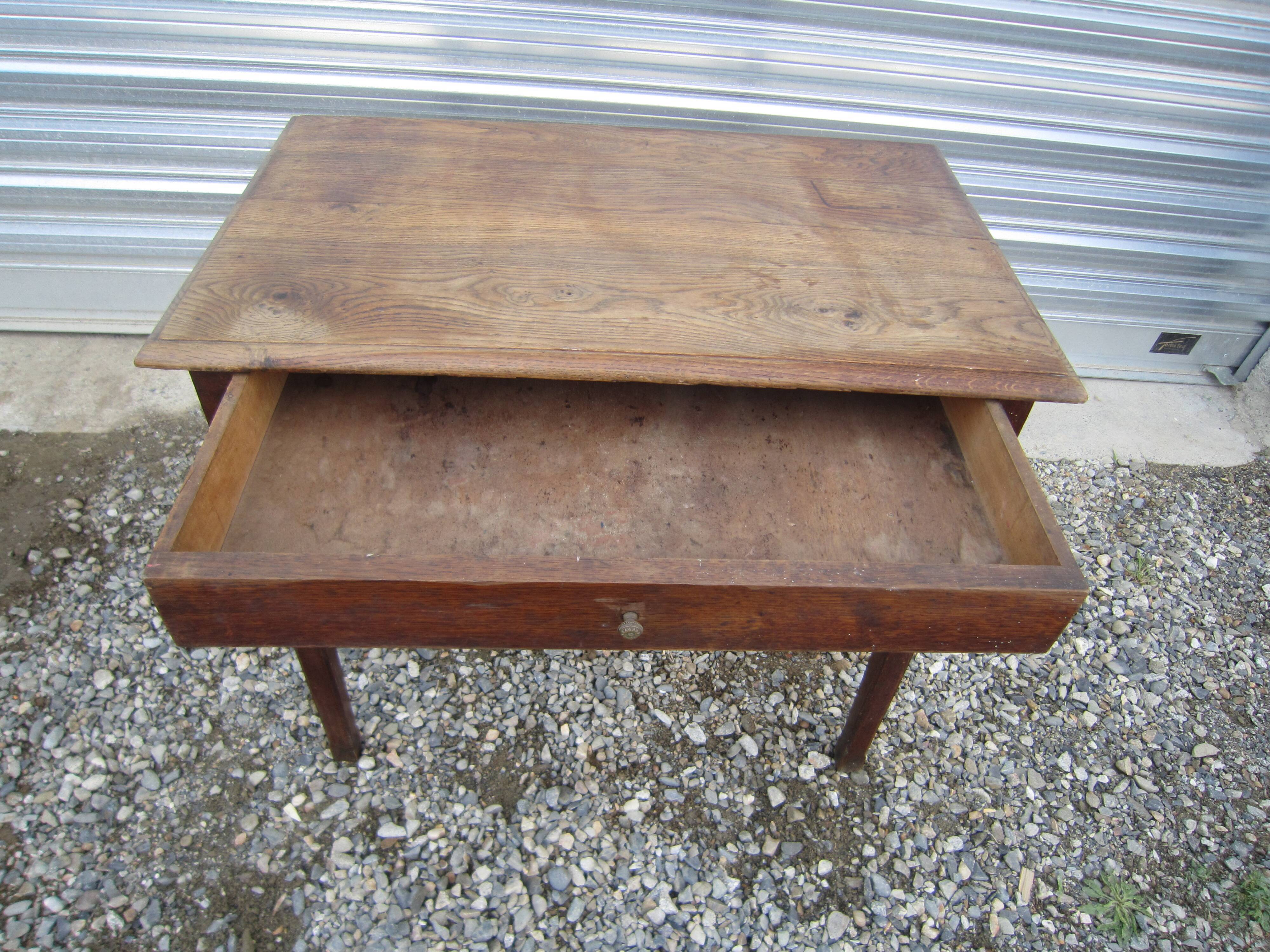 Wooden side table with drawer