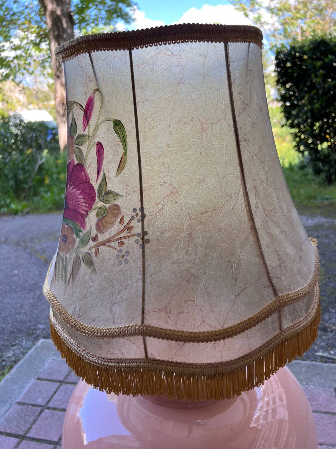 Large vintage ceramic pink pot lamp – Hand-painted lampshade