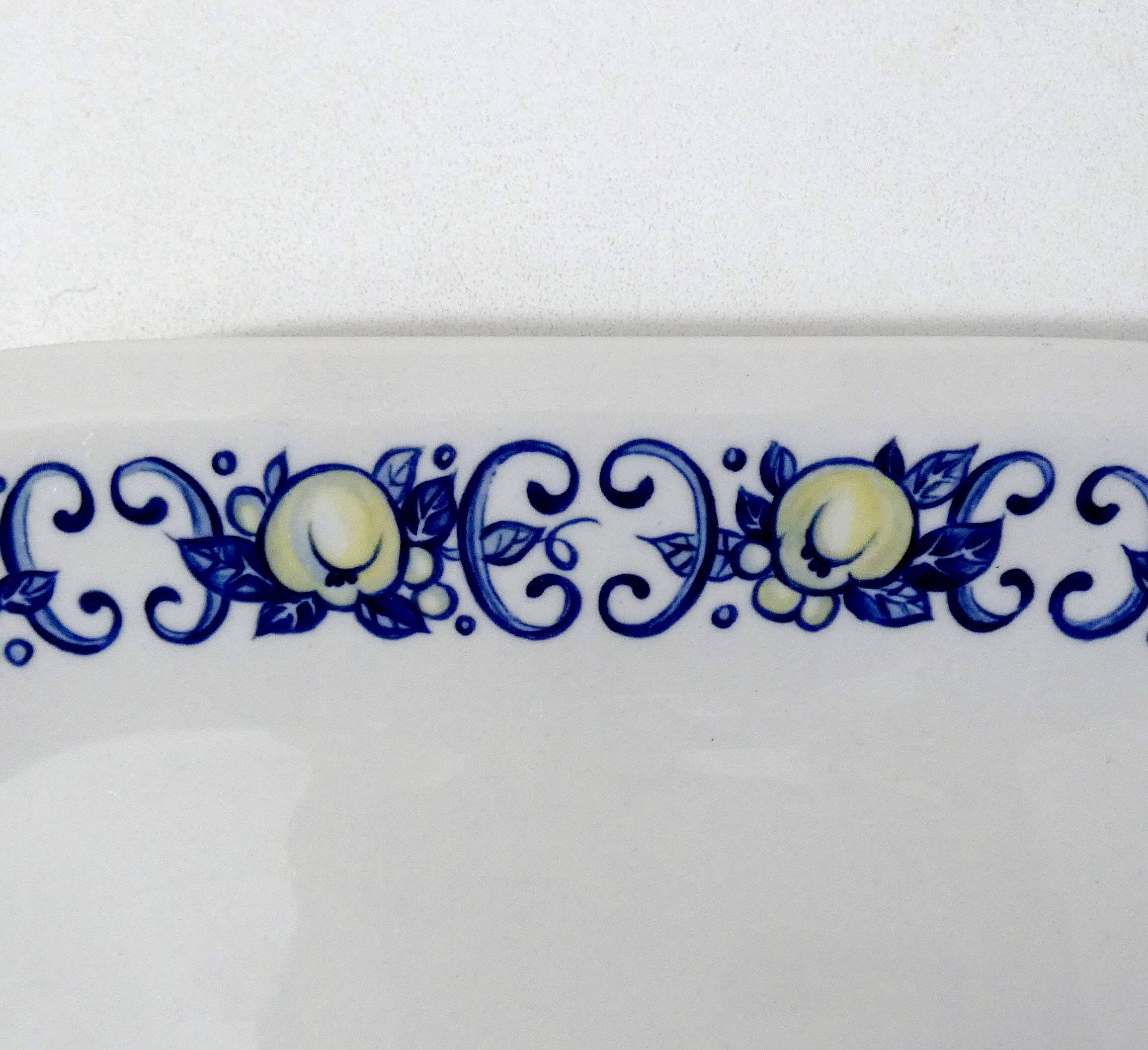 2 Villeroy & Boch Cadiz dishes