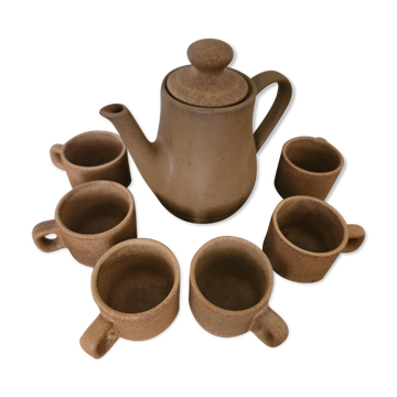 Coffee maker and its 6 stoneware cups