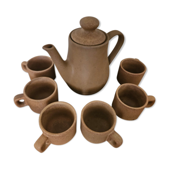 Coffee maker and its 6 stoneware cups