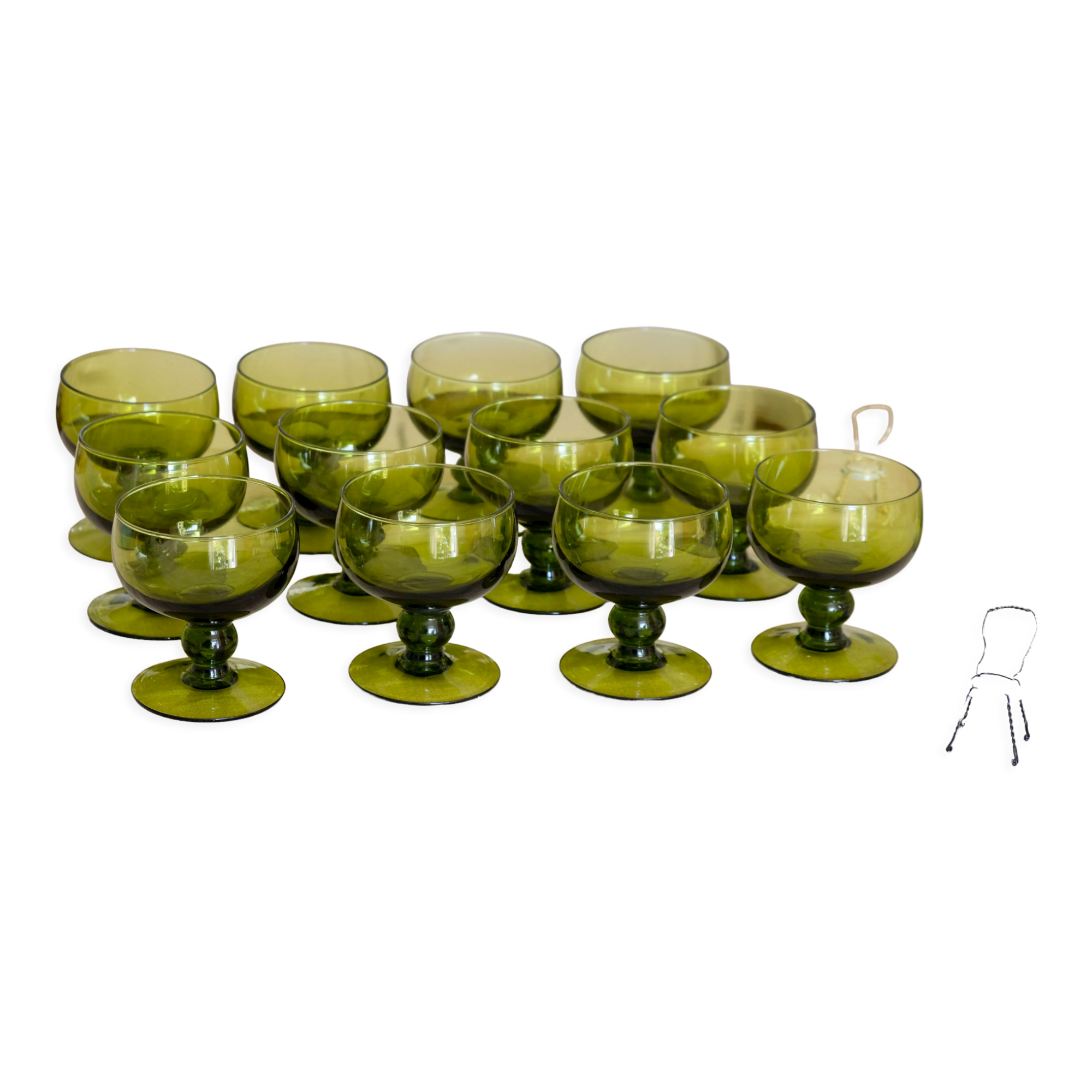 Set of 12 olive green wine glasses, mouth soufflé from the 50s