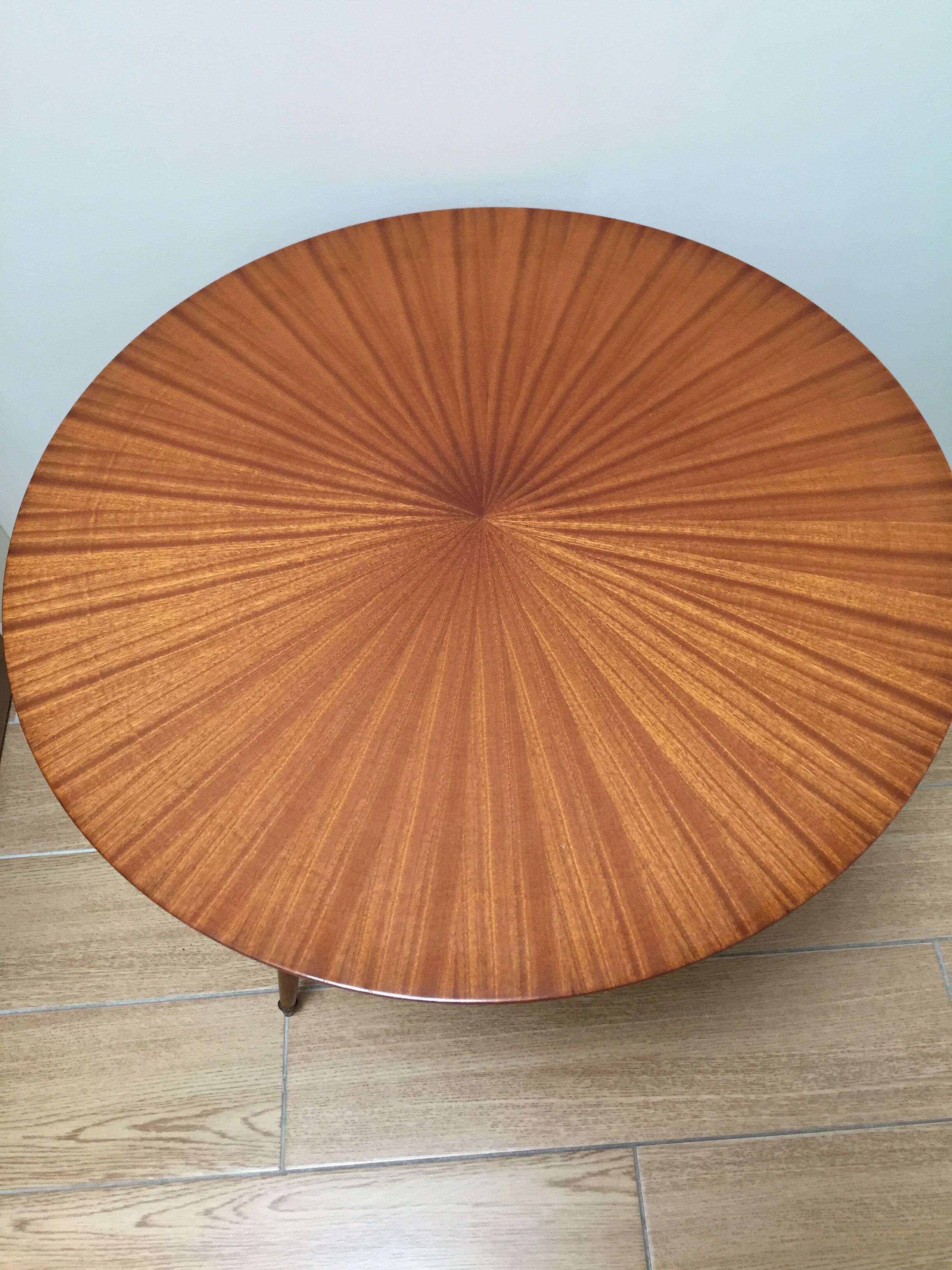 Tripod round coffee table