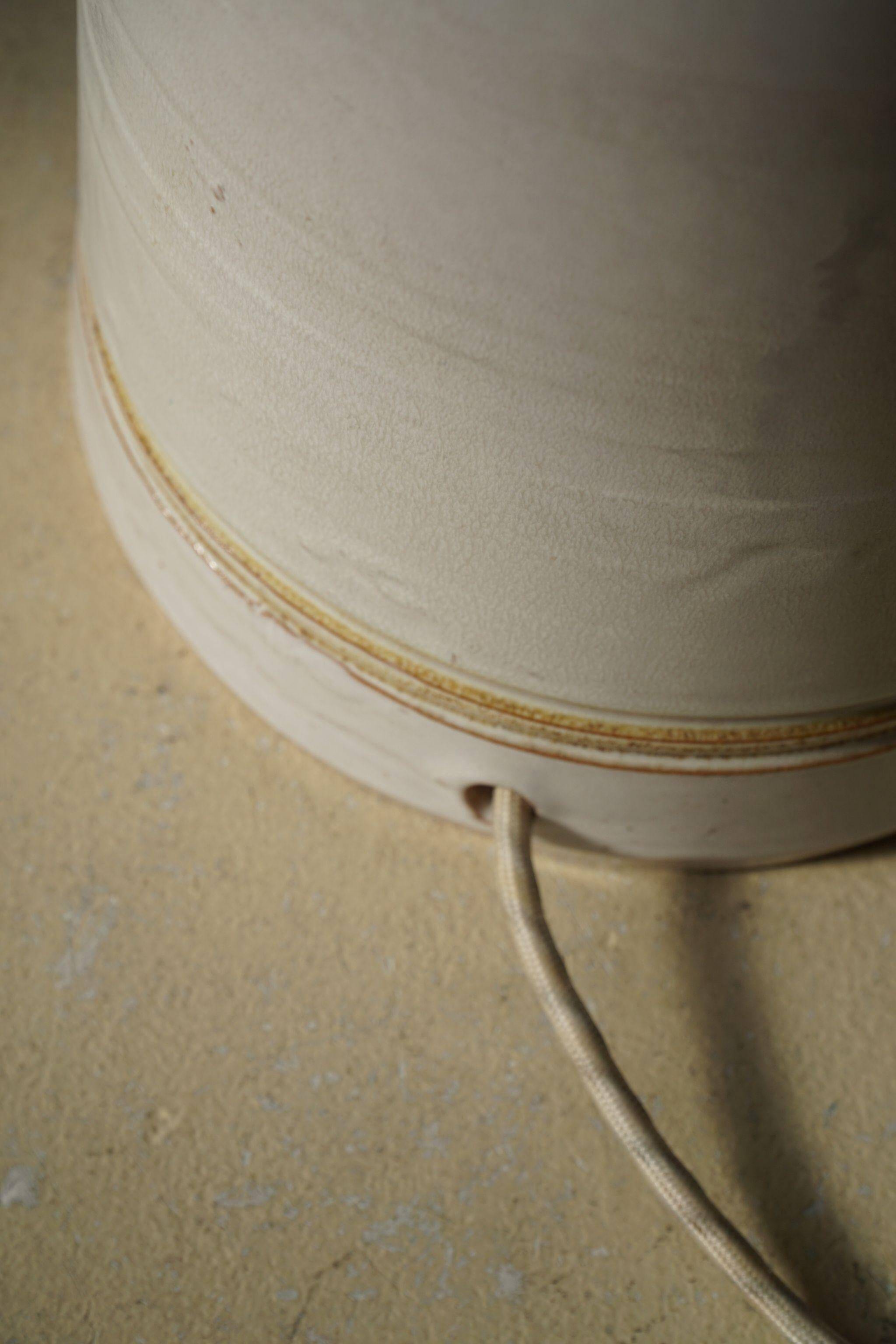 Decorative floor lamp in modern Danish ceramic, made in the 1970s.